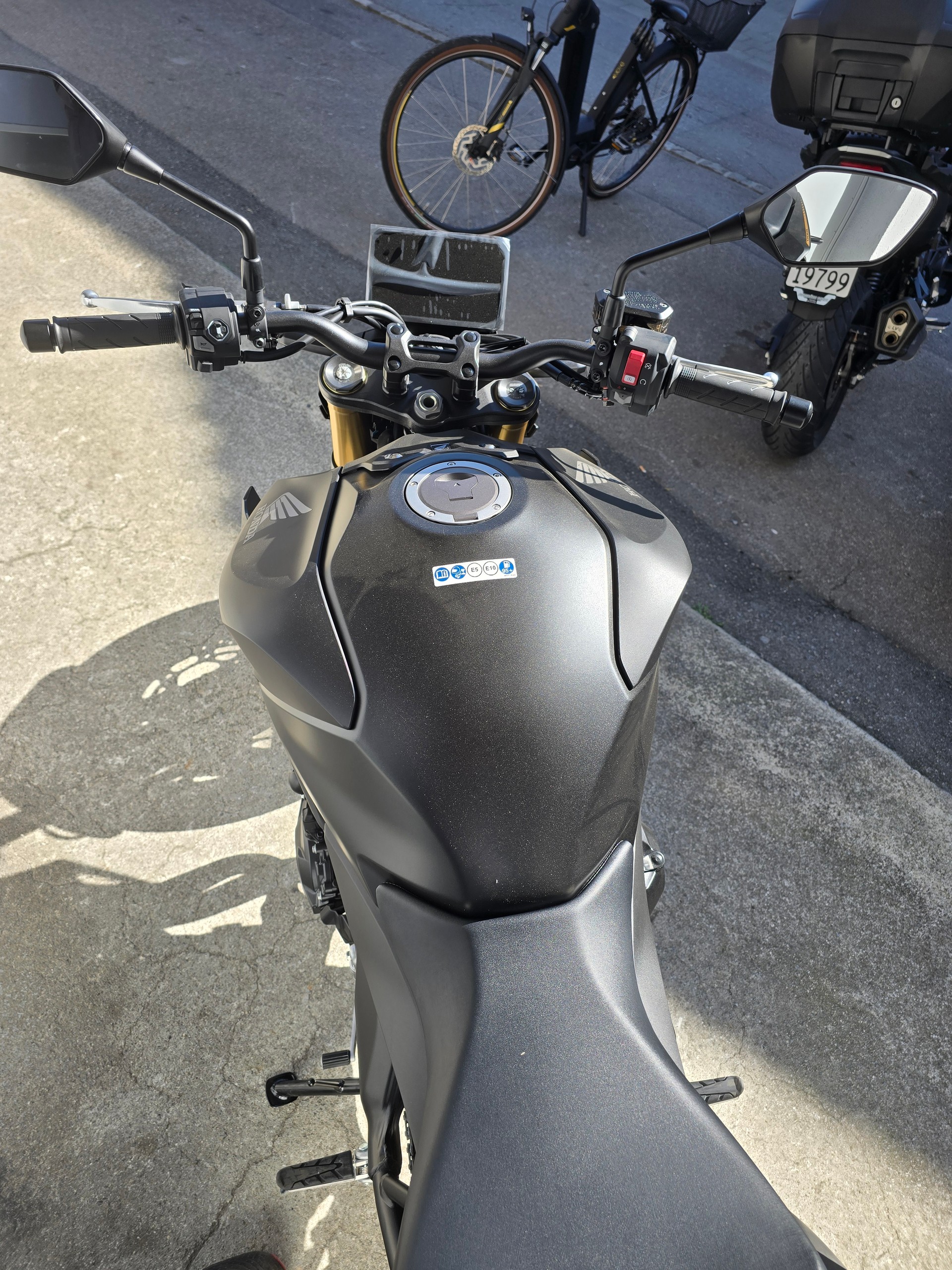 HONDA CB1000SP-image-5