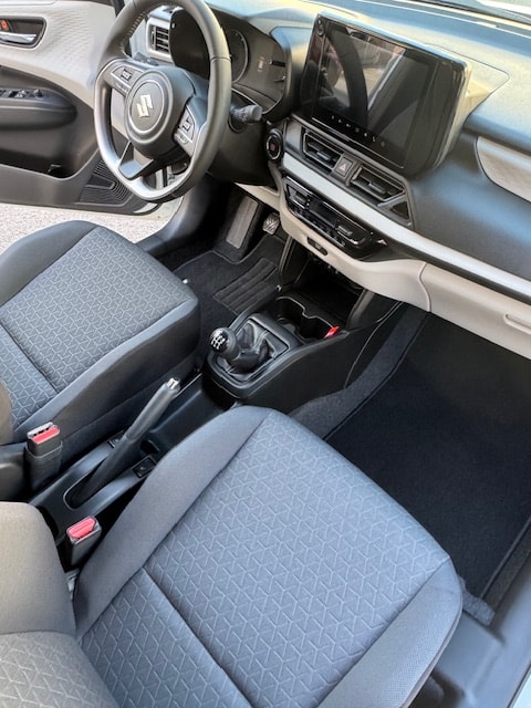 SUZUKI Swift 1.2 Compact+ Hybrid 4x4-image-4