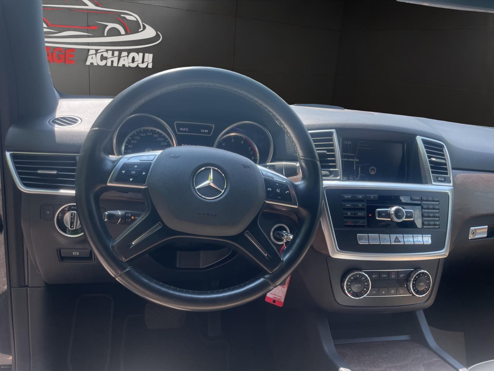MERCEDES-BENZ ML 350 Executive 4Matic 7G-Tronic-image-12