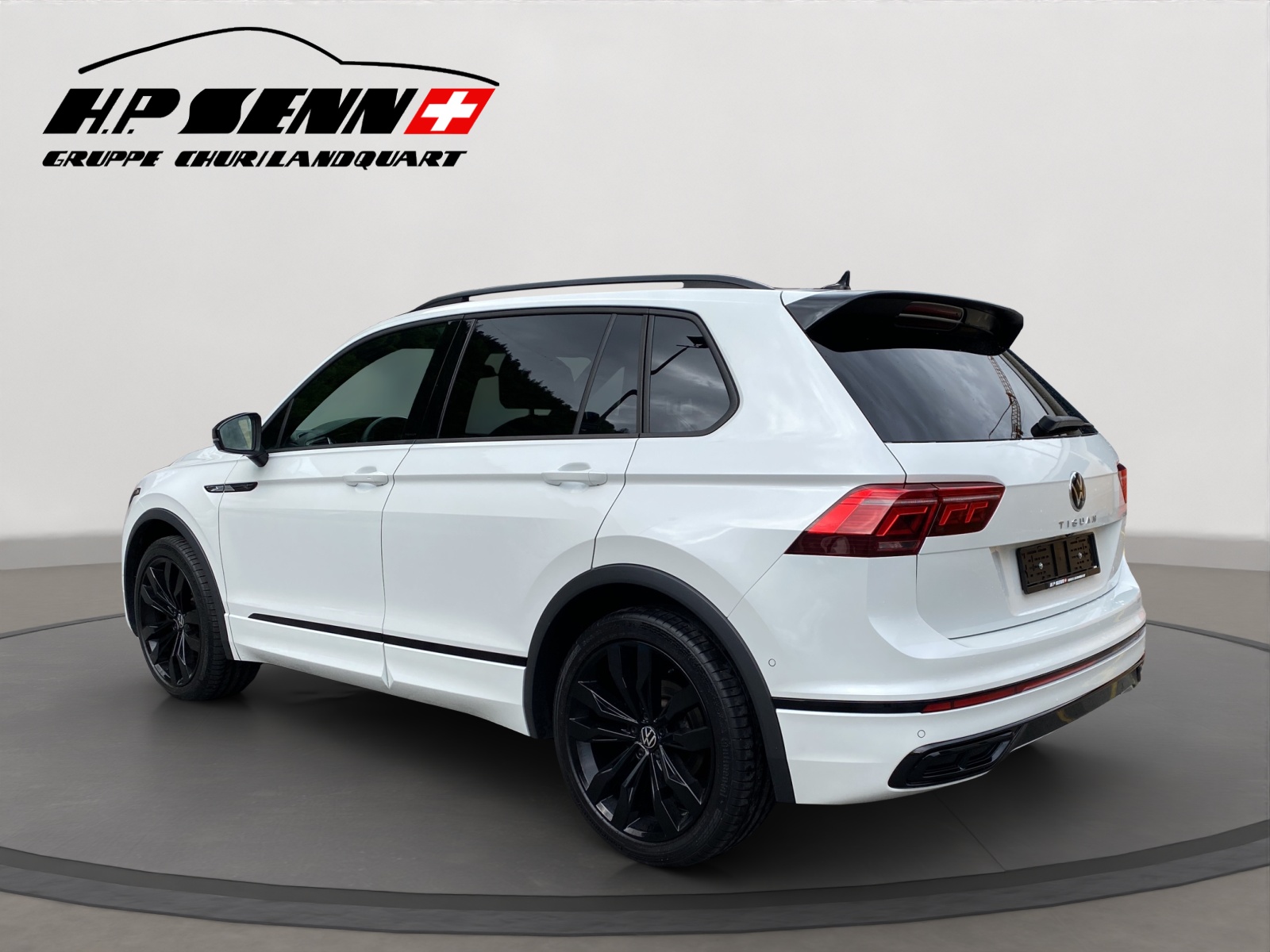 VW Tiguan 2.0 TDI SCR R-Line 4Motion DSG-showroom-element-3
