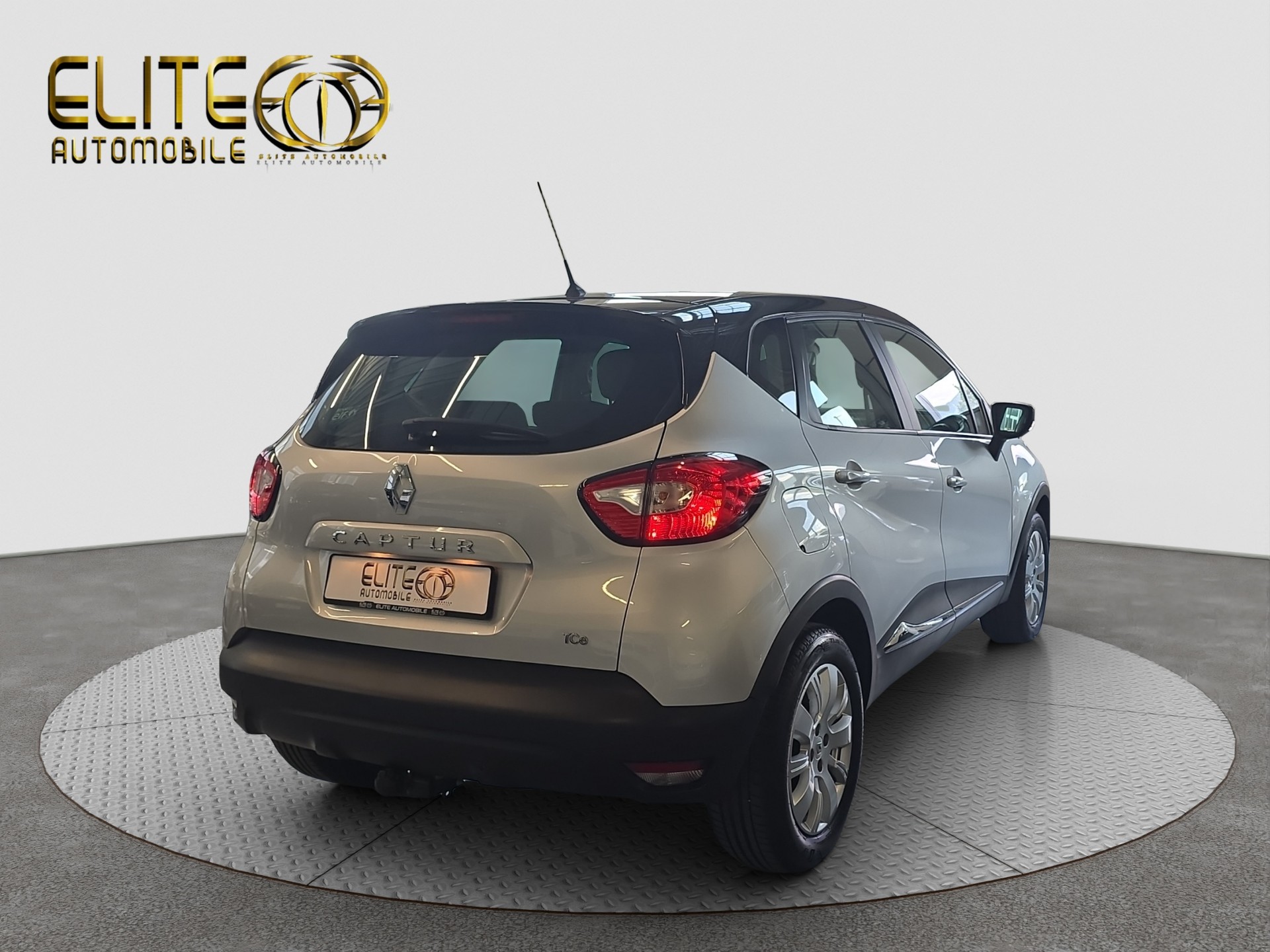 RENAULT Captur 1.2 T 16V Dynamique EDC-image-5