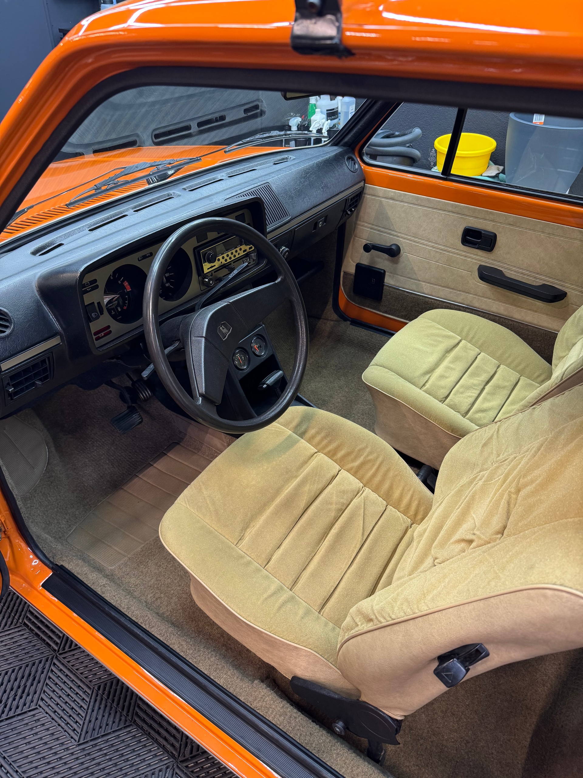VW 1 GLS-image-6