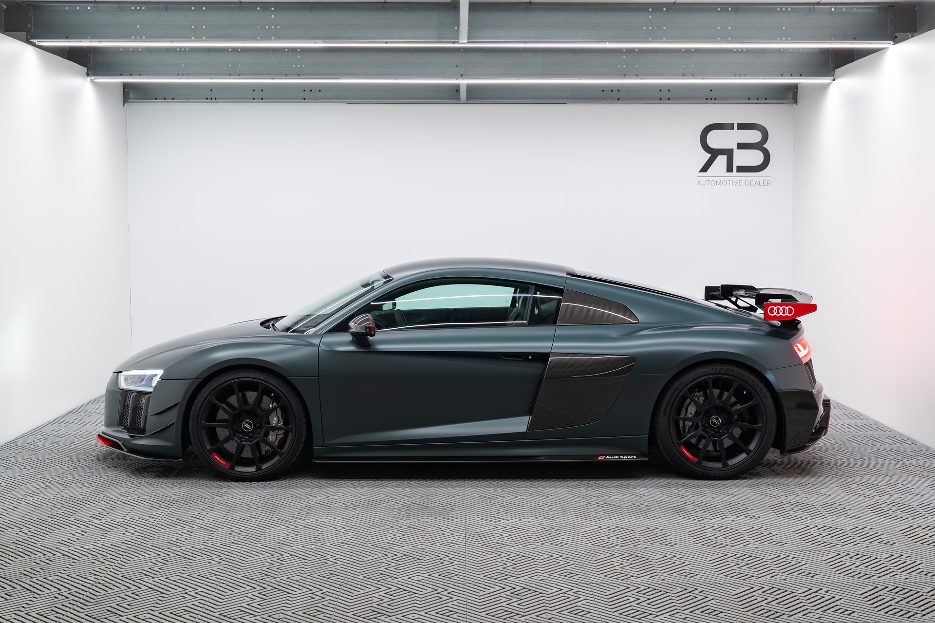AUDI R8 Coupé 5.2 Performance Parts-image-4