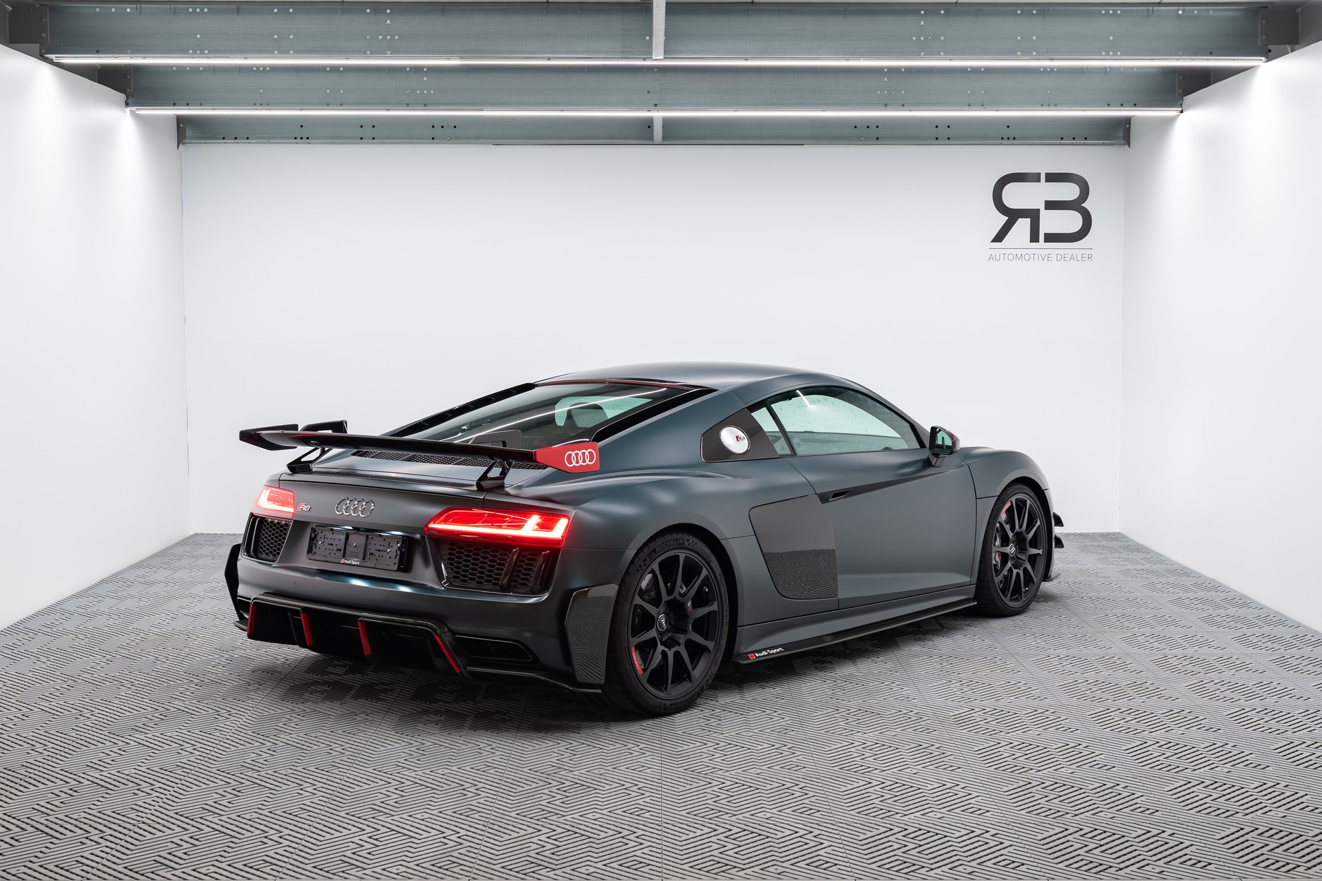 AUDI R8 Coupé 5.2 Performance Parts-image-2
