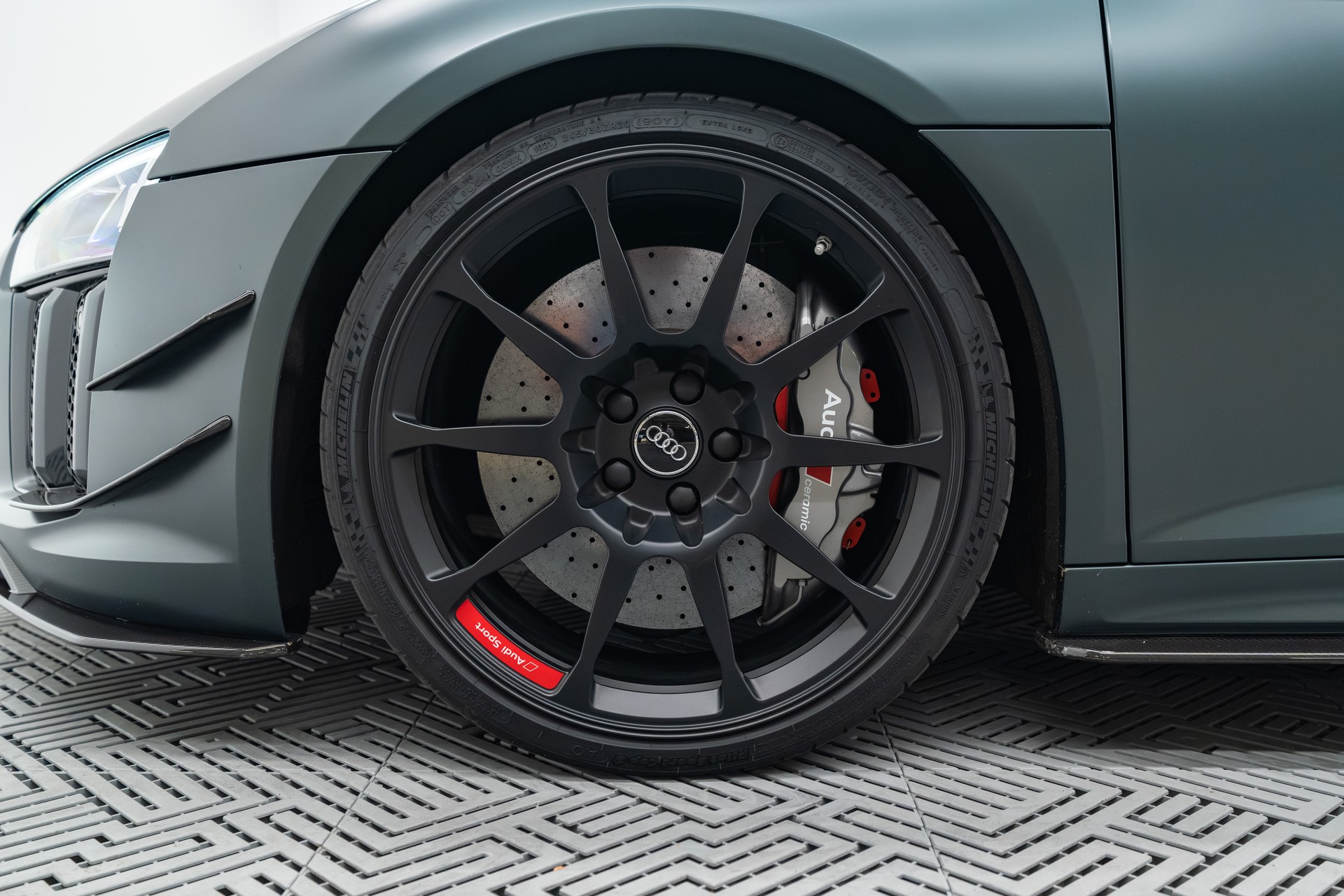 AUDI R8 Coupé 5.2 Performance Parts-image-5