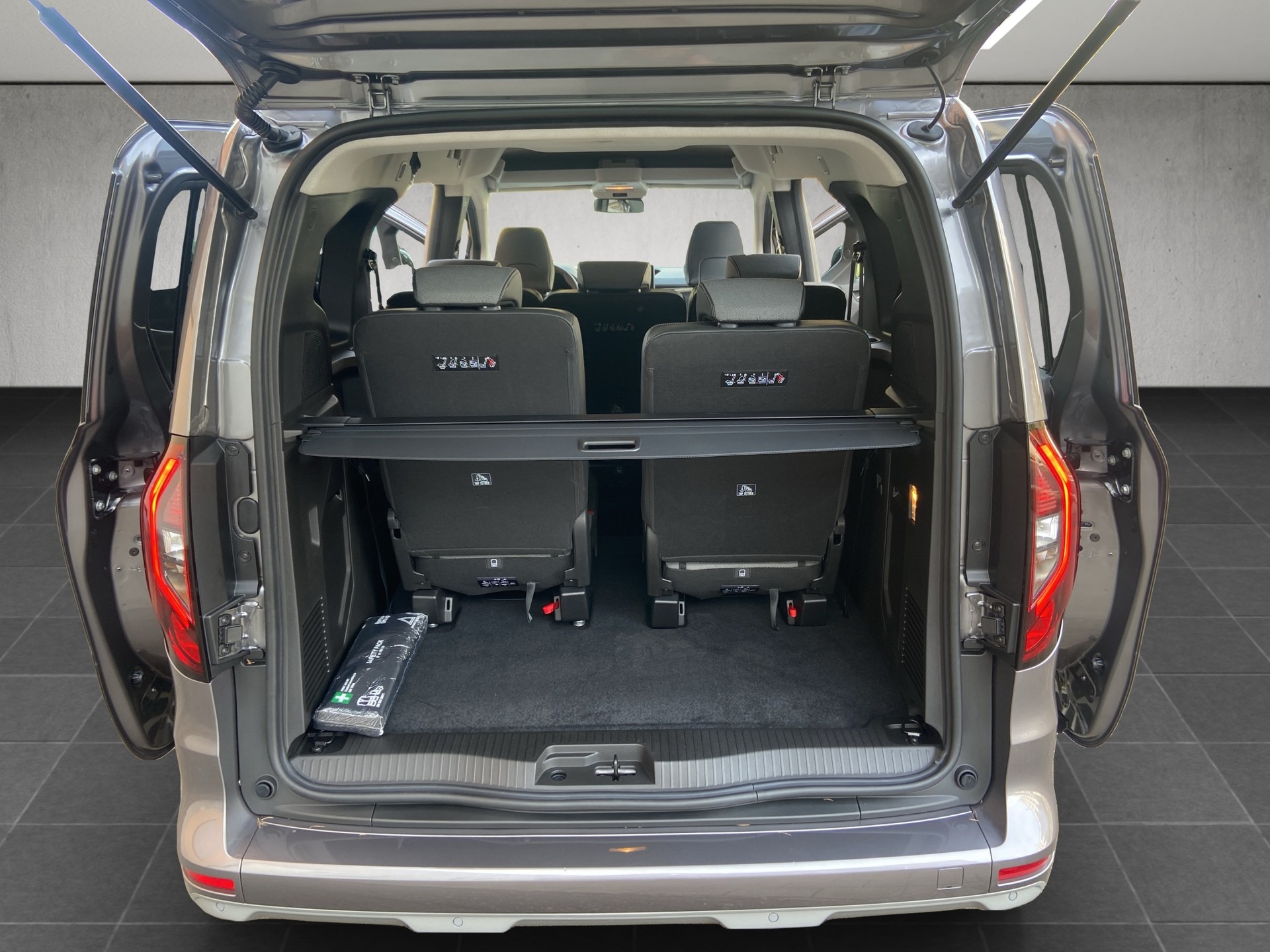 RENAULT Grand Kangoo 1.3 TCe 130 PF Techno EDC-image-12