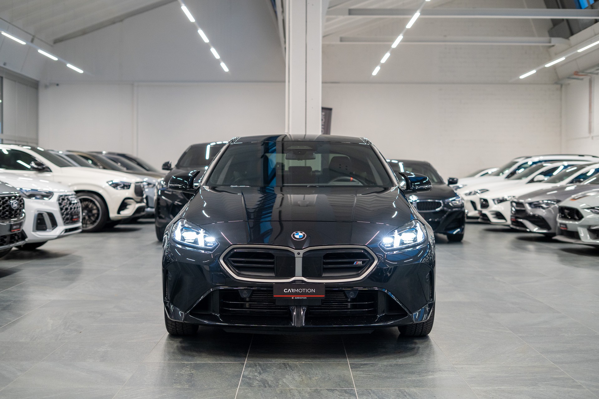 BMW M235i xDrive Gran Coupé / 360° Kamera / el.Sitze / HeadUp-showroom-element-1