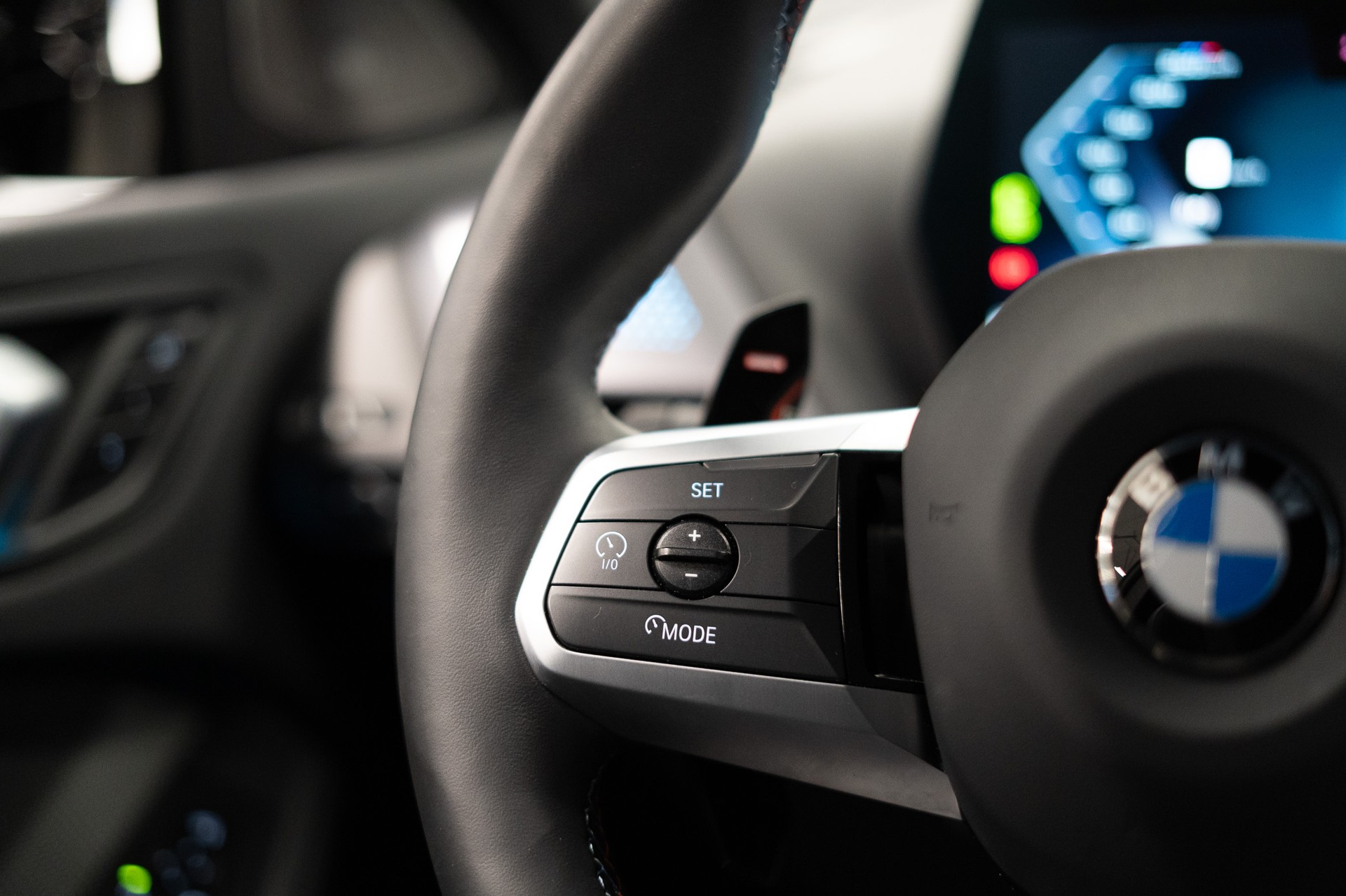 BMW M235i xDrive Gran Coupé / 360° Kamera / el.Sitze / HeadUp-image-19