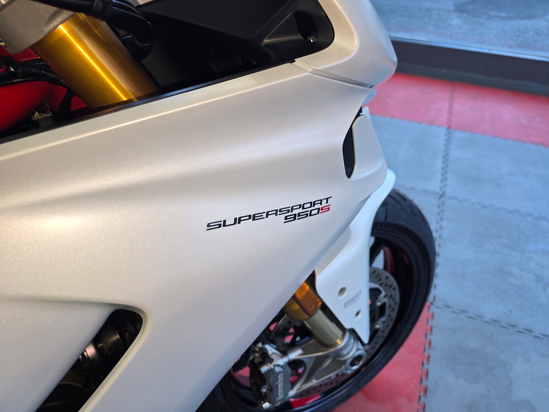 DUCATI 950 Supersport S-image-4