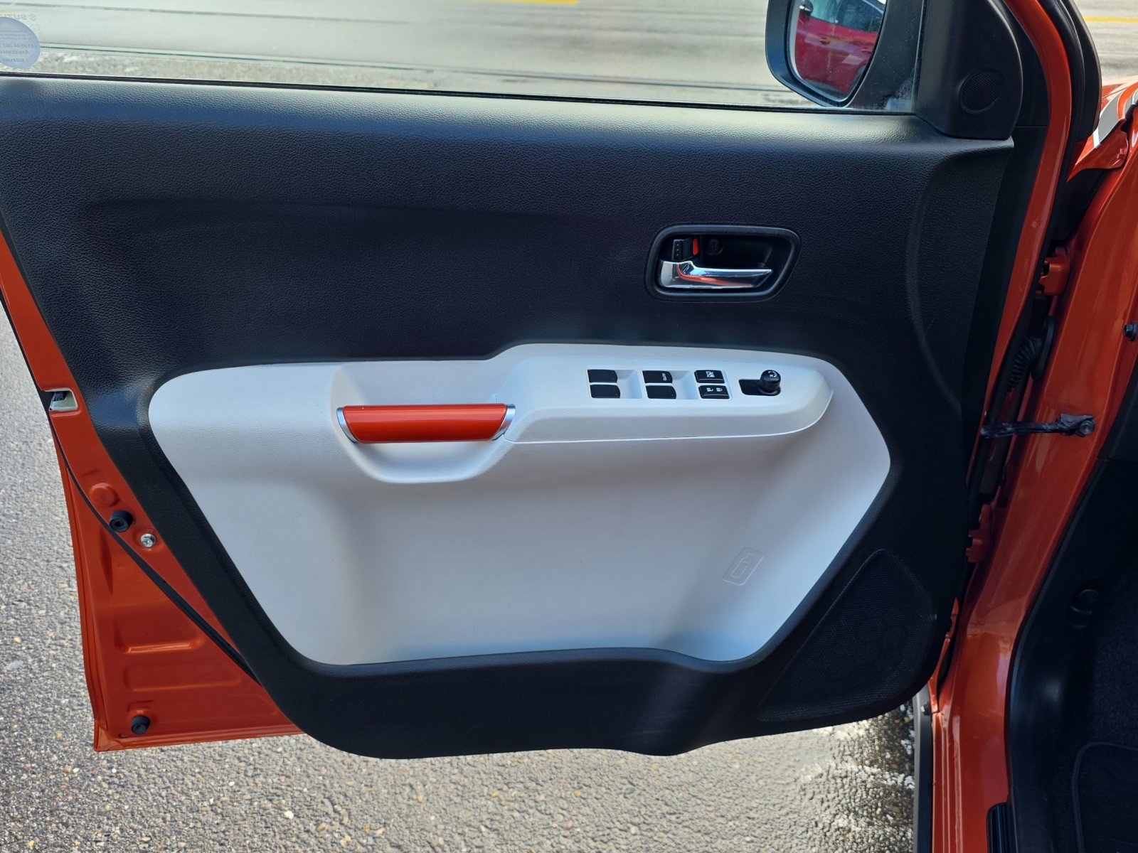 SUZUKI Ignis 1.2i Sergio Cellano Top 4x4-image-12