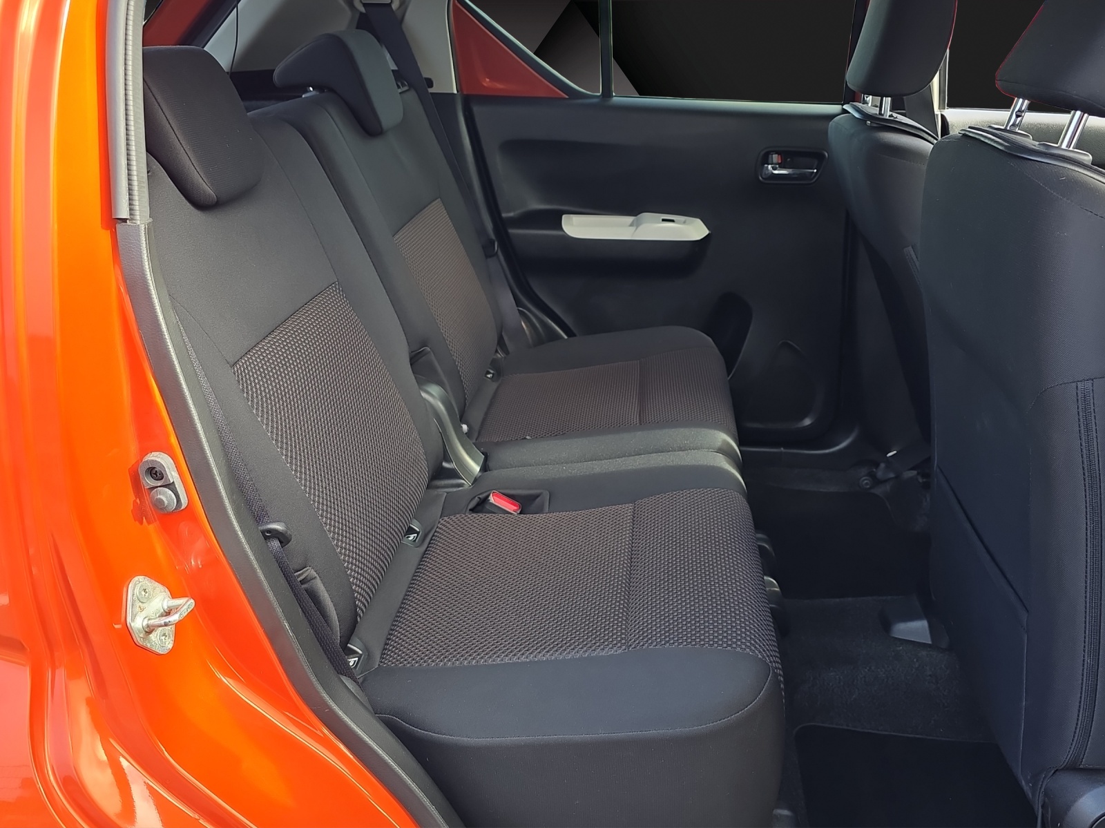 SUZUKI Ignis 1.2i Sergio Cellano Top 4x4-image-17
