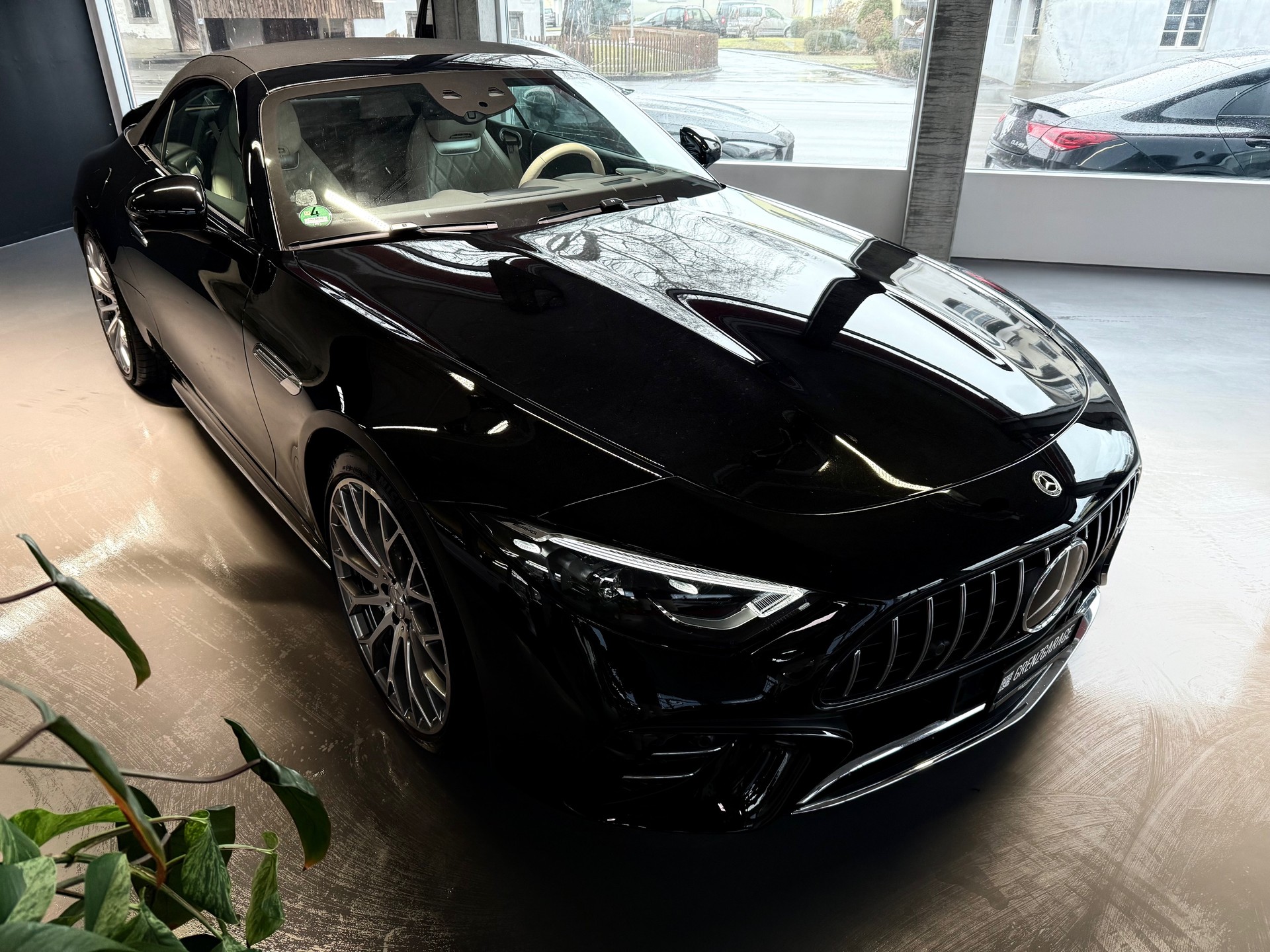 MERCEDES-BENZ AMG SL 43 Speedshift MCT-showroom-element-3