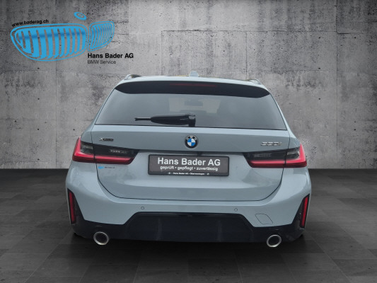 BMW 330i xDrive Tour M Sport-showroom-element-3