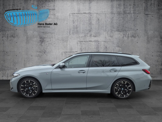 BMW 330i xDrive Tour M Sport-showroom-element-2