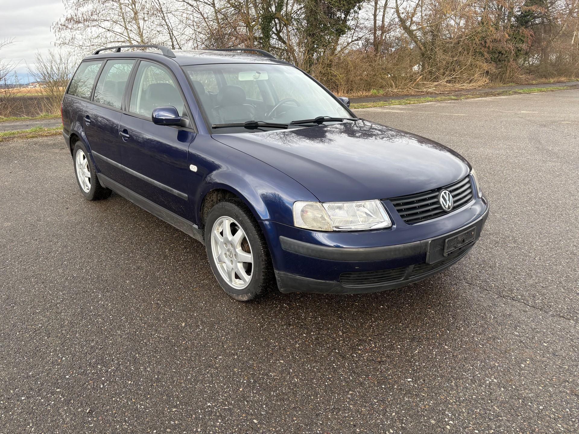 VW Passat Variant 1.9 TDI Comfortline-image-1