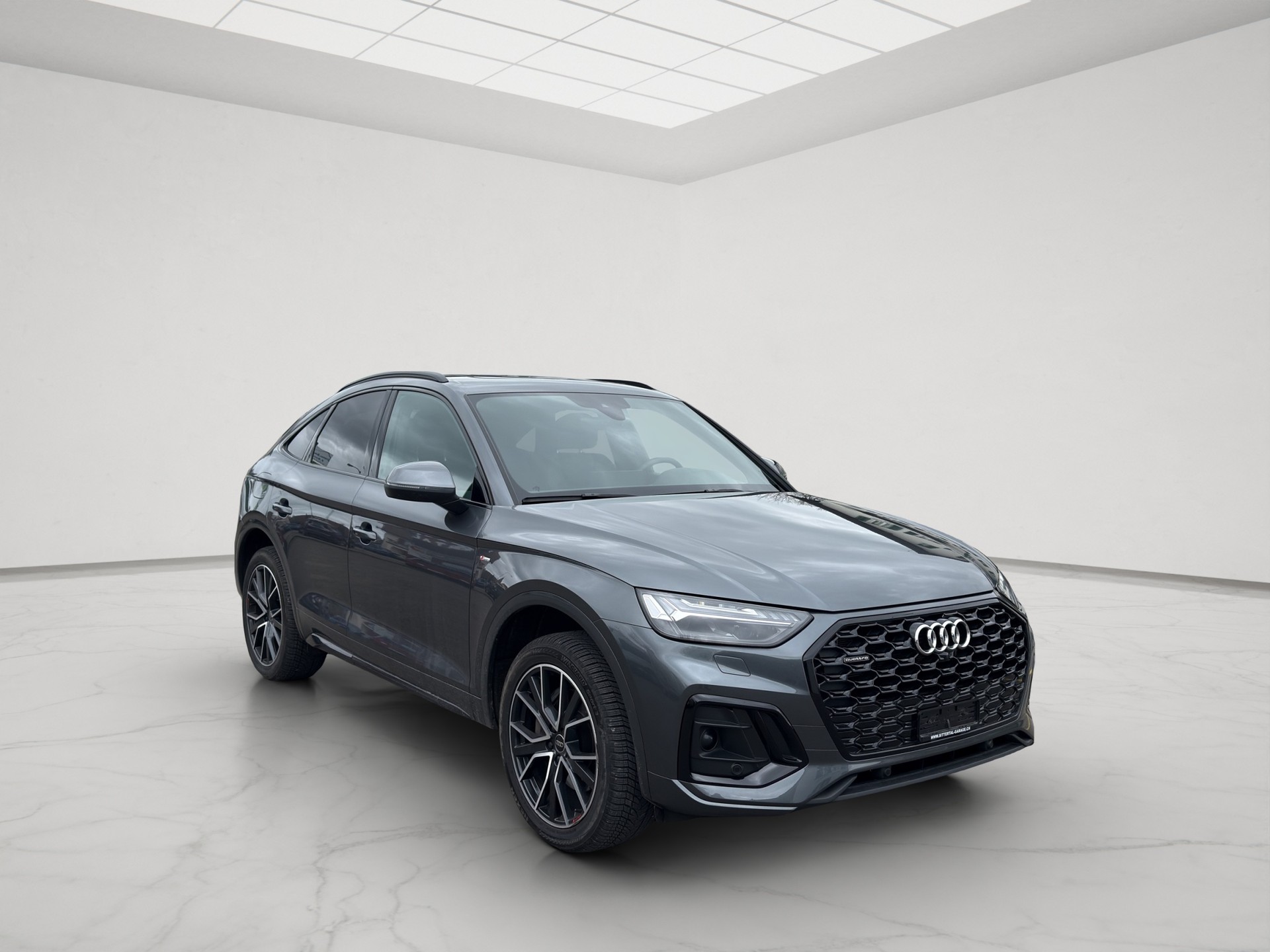 AUDI Q5 50 TFSI e PHEV S line quattro S-tronic-image-7