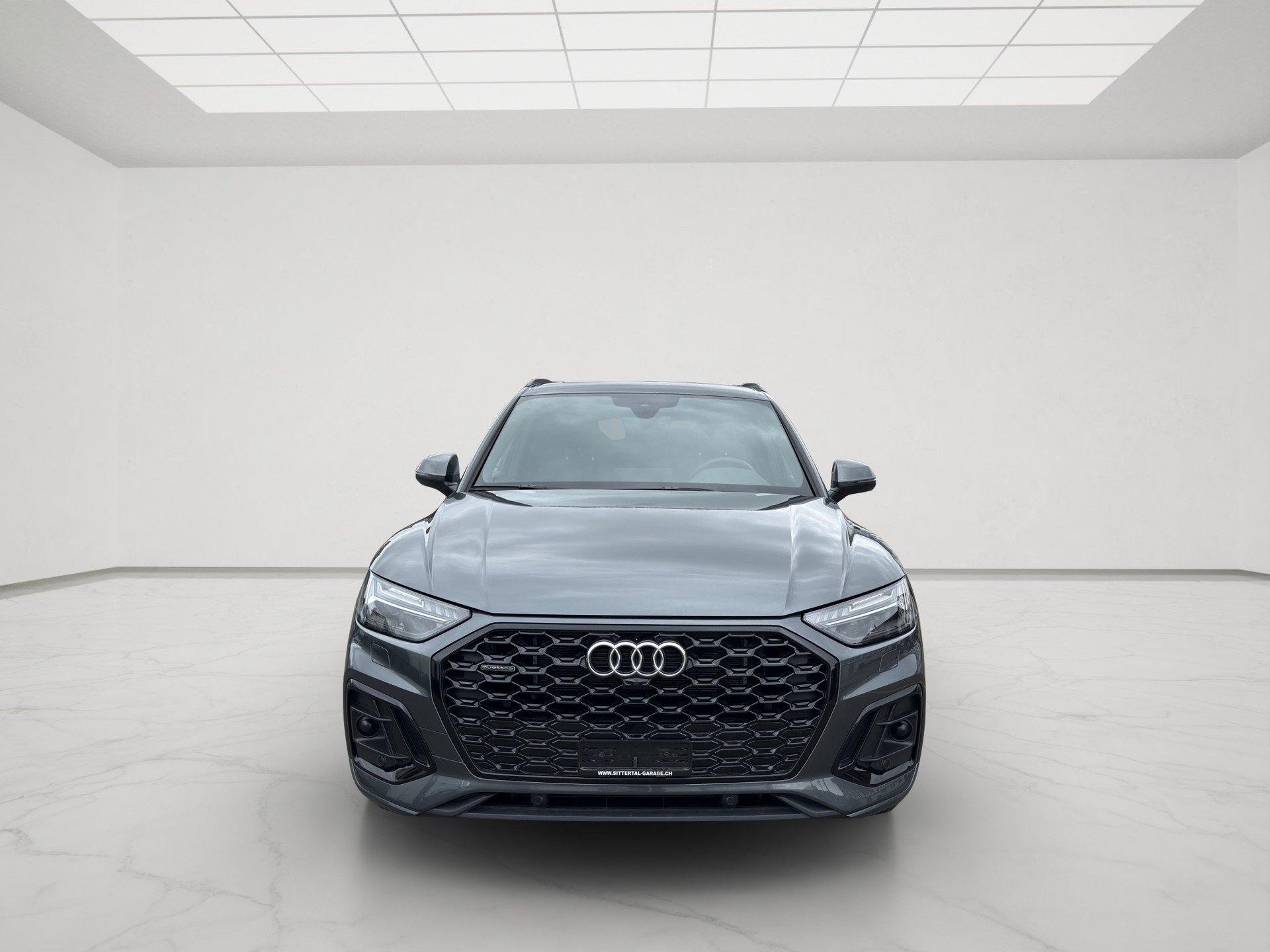 AUDI Q5 50 TFSI e PHEV S line quattro S-tronic-showroom-element-1