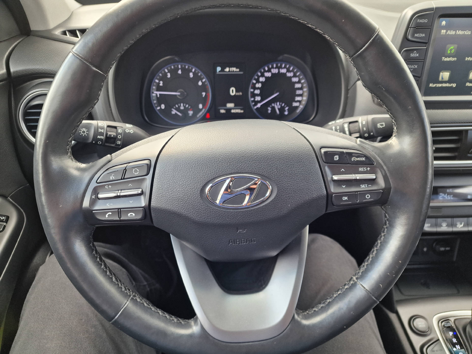 HYUNDAI Kona 1.6 T-GDi Launch Plus 4WD-image-17
