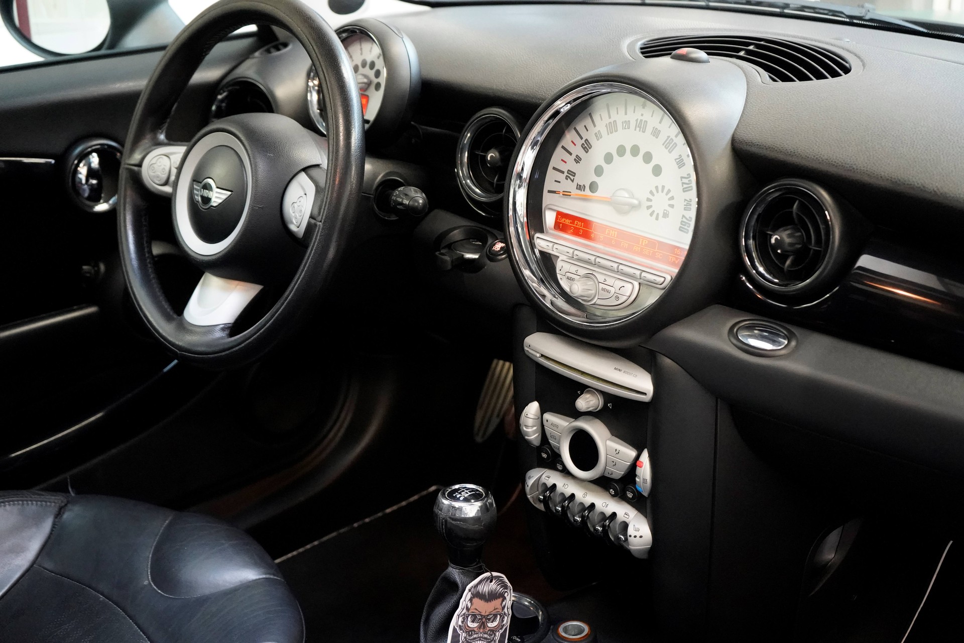 MINI Cooper S-image-13