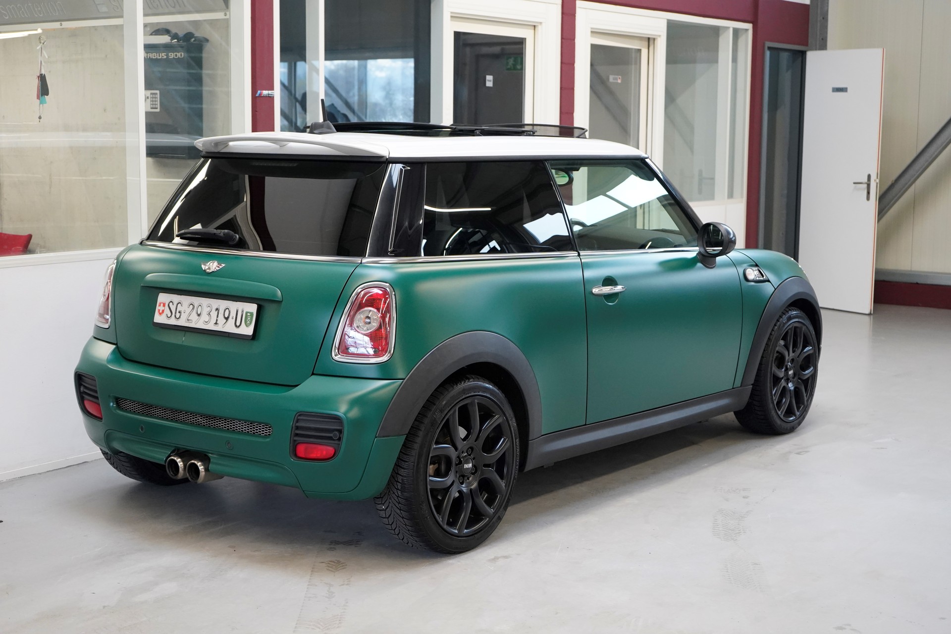 MINI Cooper S-image-4