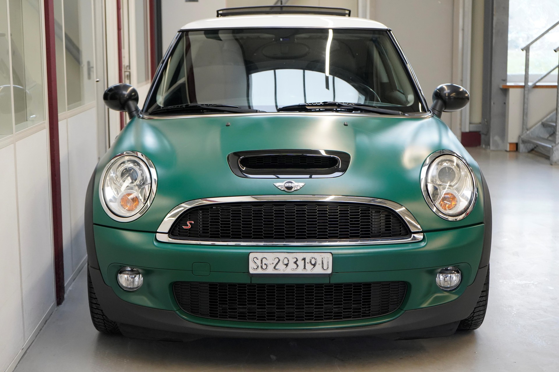 MINI Cooper S-image-11