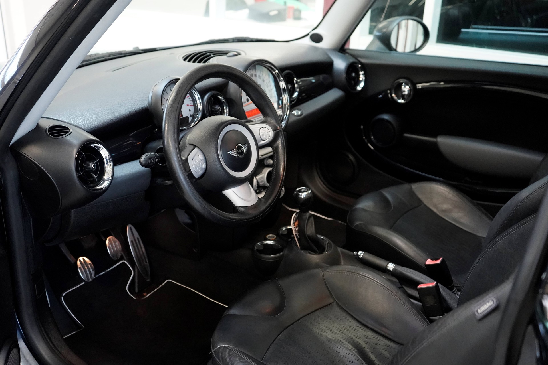 MINI Cooper S-image-14