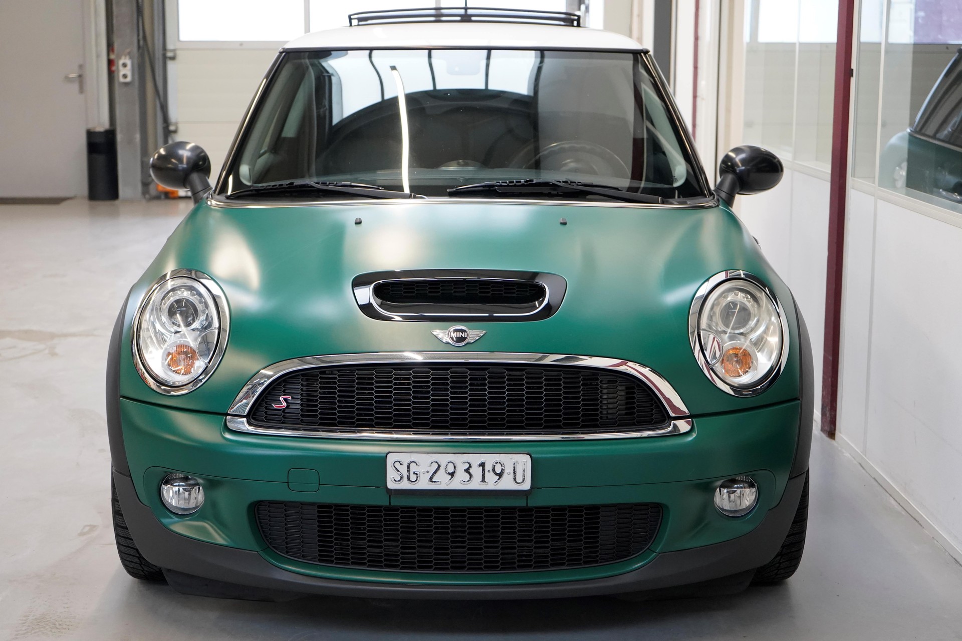 MINI Cooper S-image-2