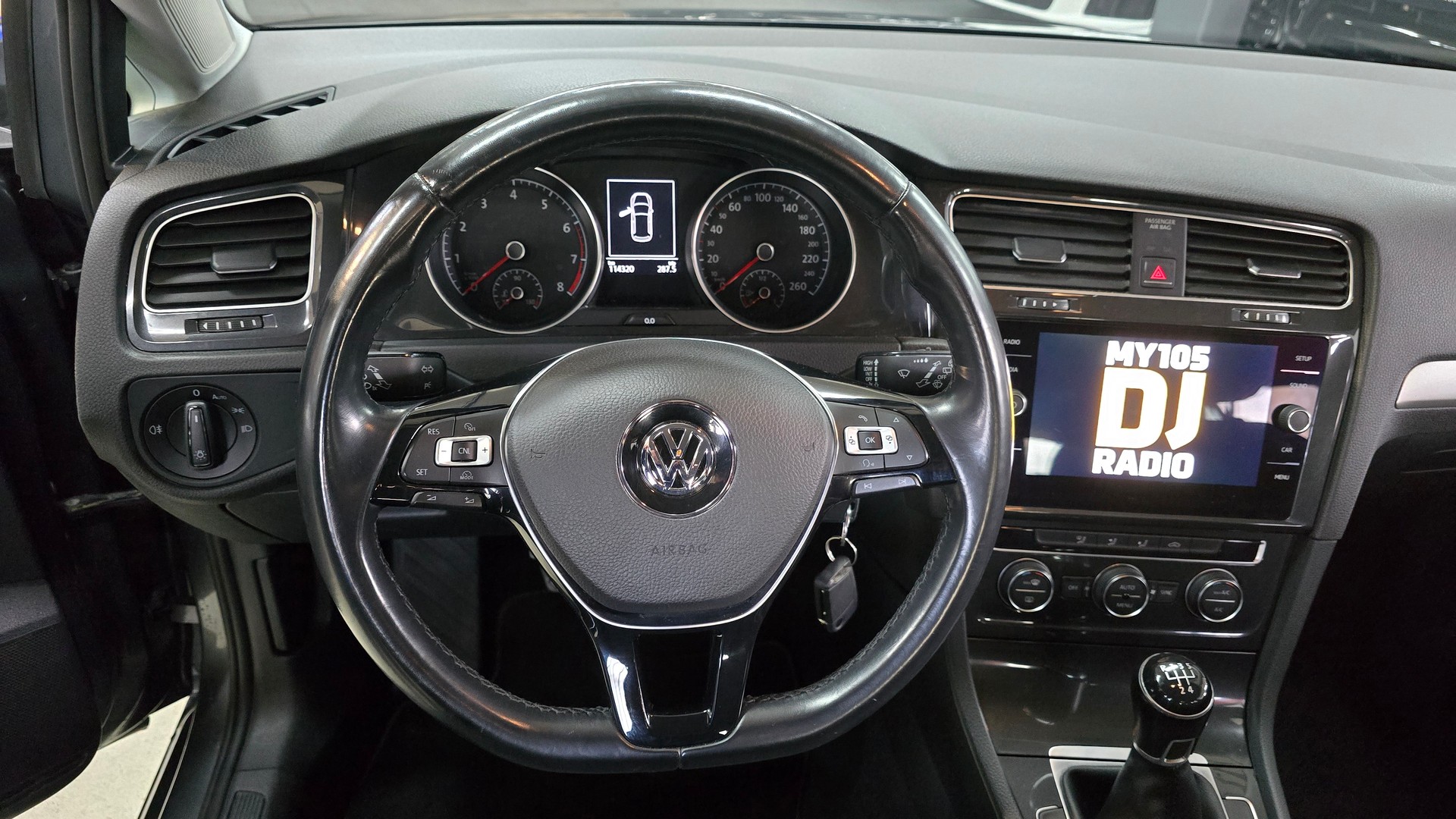 VW Golf 1.0 TSI Trendline-image-20