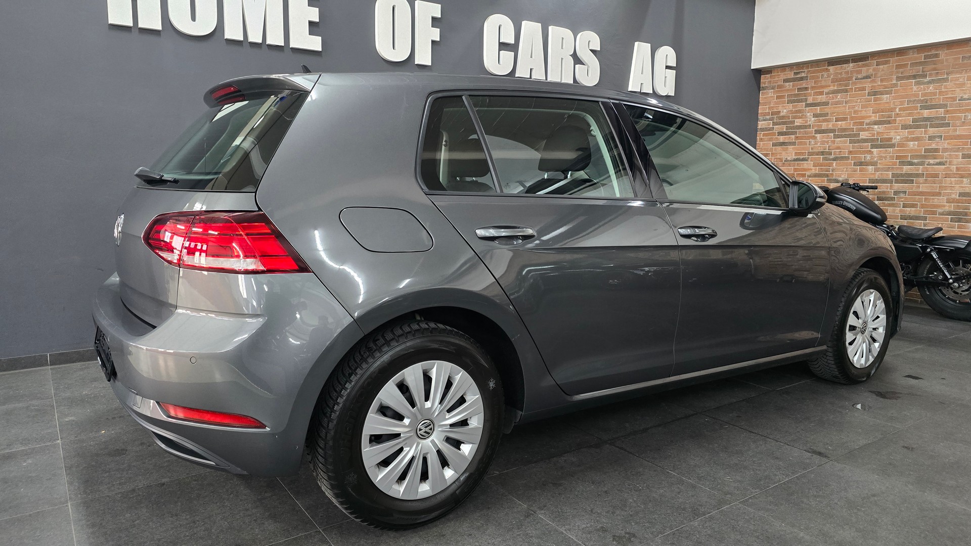 VW Golf 1.0 TSI Trendline-image-9