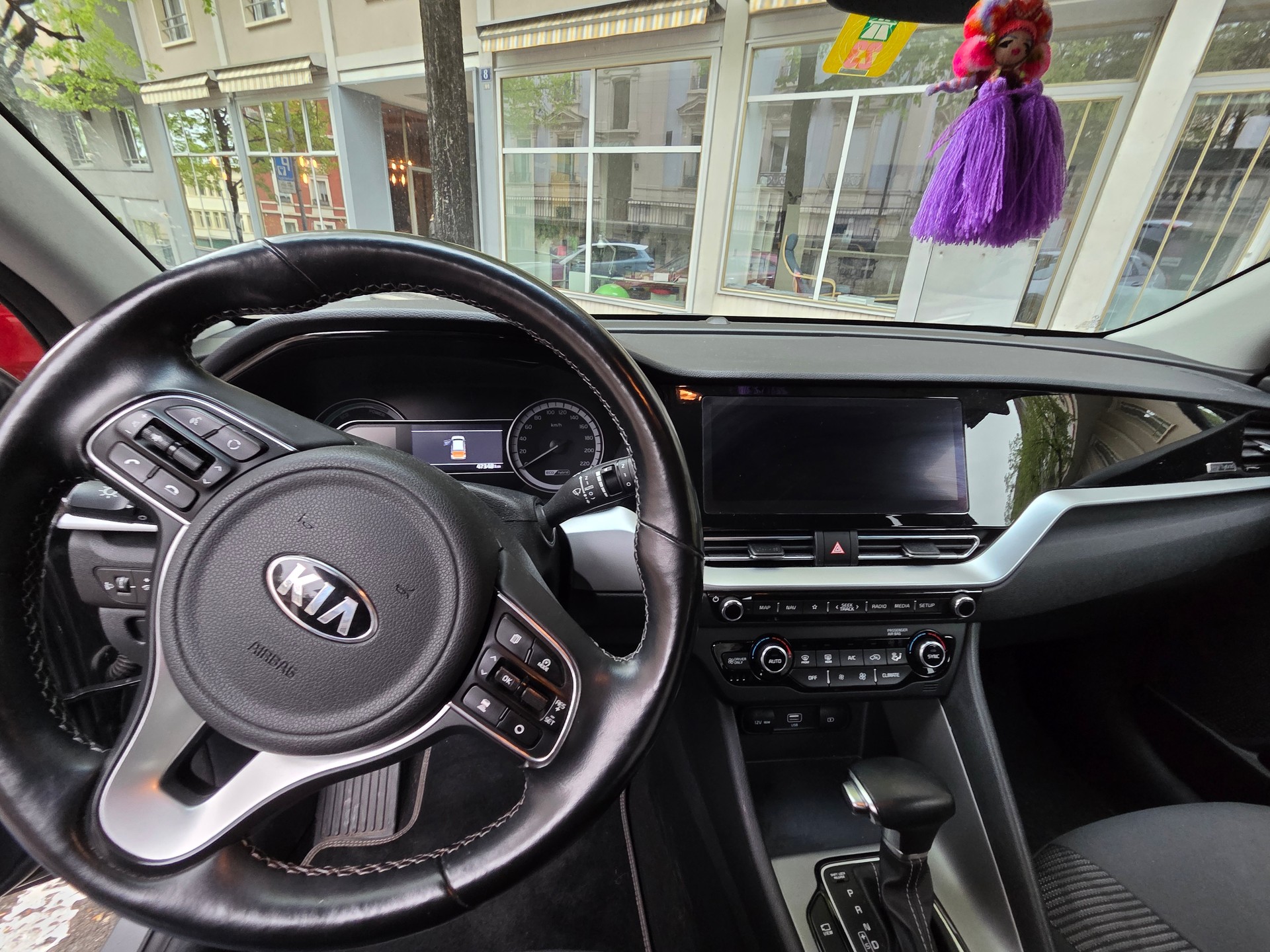 KIA Niro 1.6GDi Hybrid Power 2020 DCT-image-7