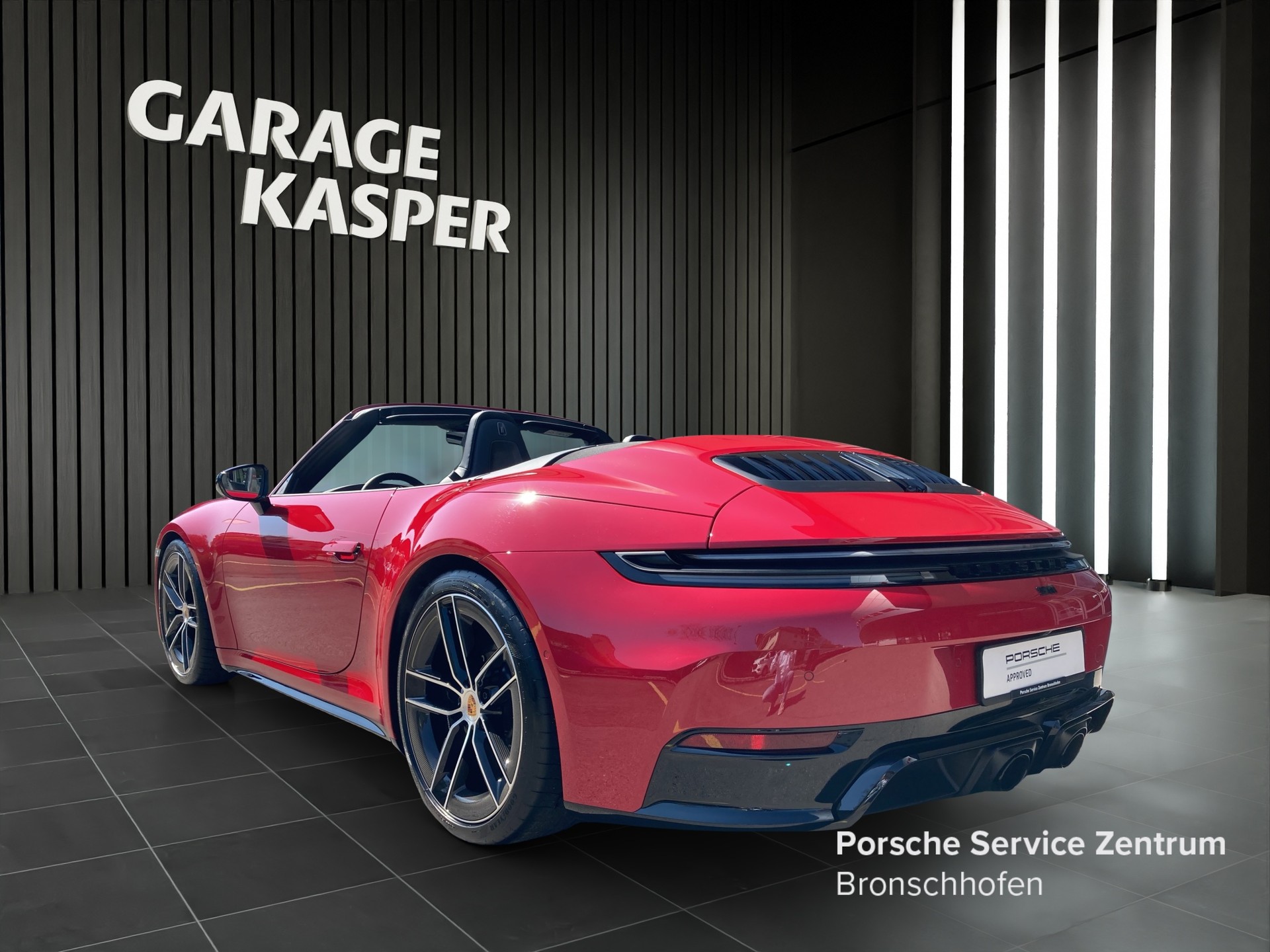 PORSCHE 911 Carrera 4 GTS Cabriolet-showroom-element-2