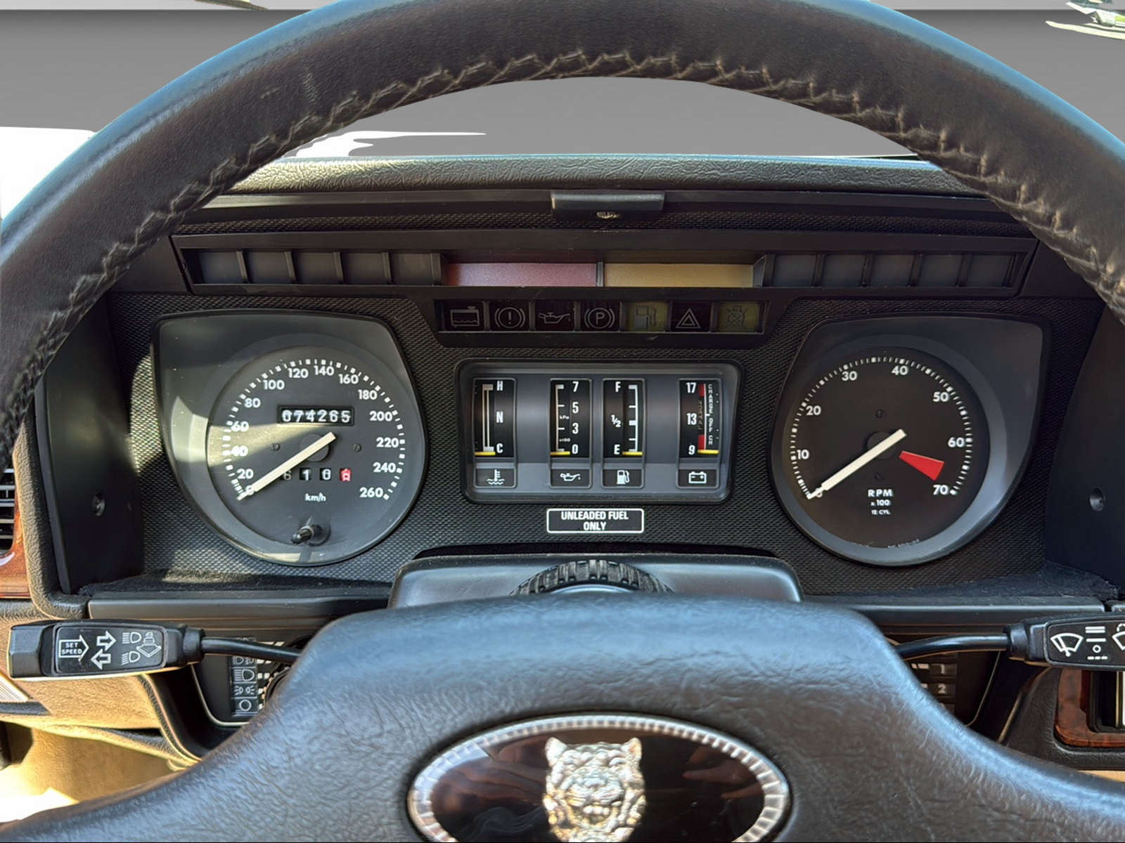 JAGUAR XJS 5.3 V12 ABS-image-17