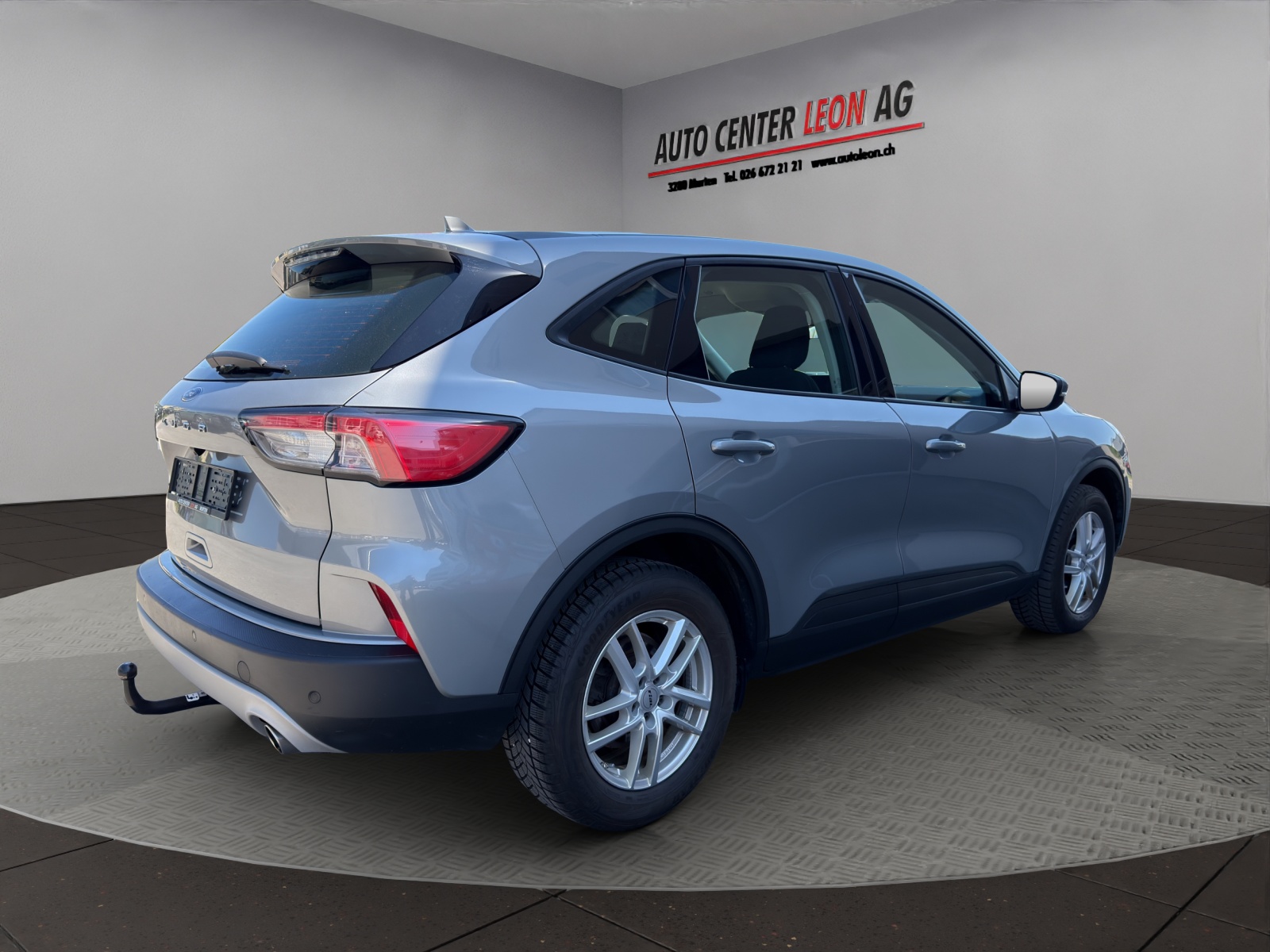 FORD Kuga 2.0 TDCi EcoBlue Cool & Connect 4WD-image-5