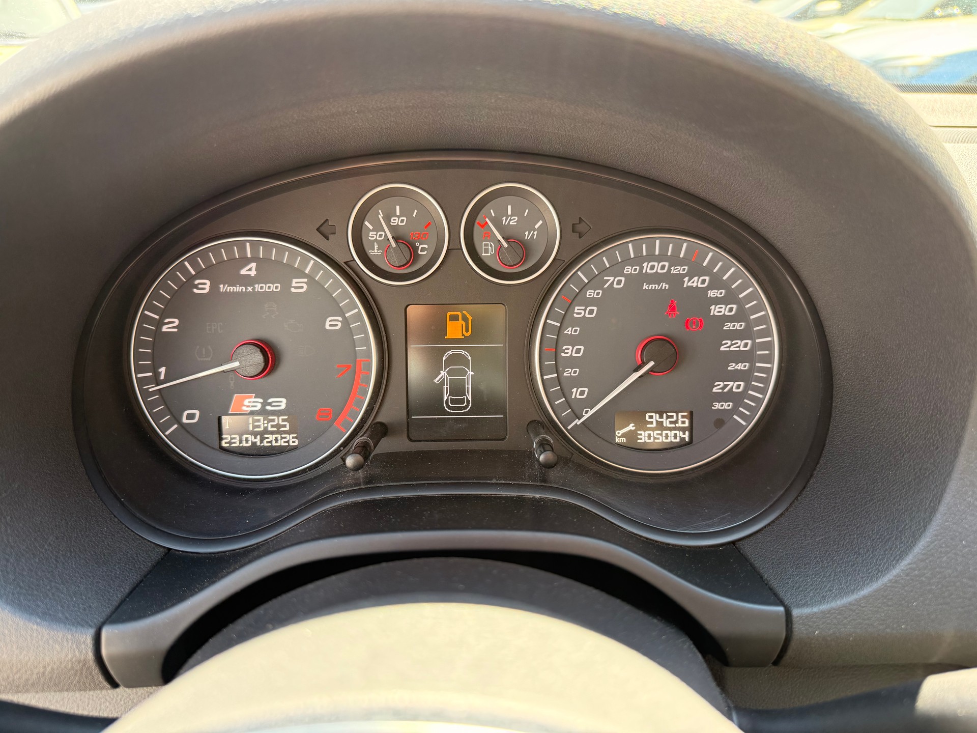 AUDI S3 Sportback 2.0 TFSI quattro-image-7