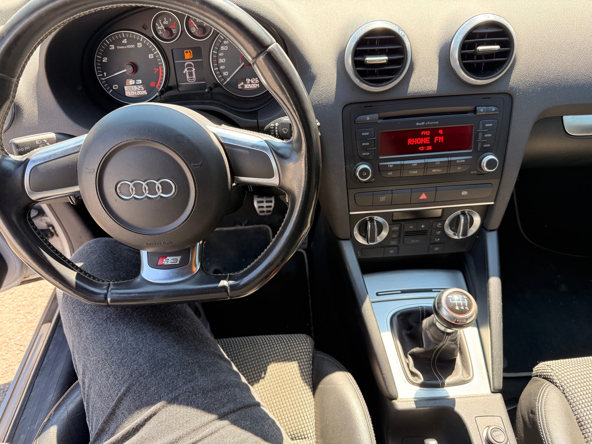 AUDI S3 Sportback 2.0 TFSI quattro-image-6