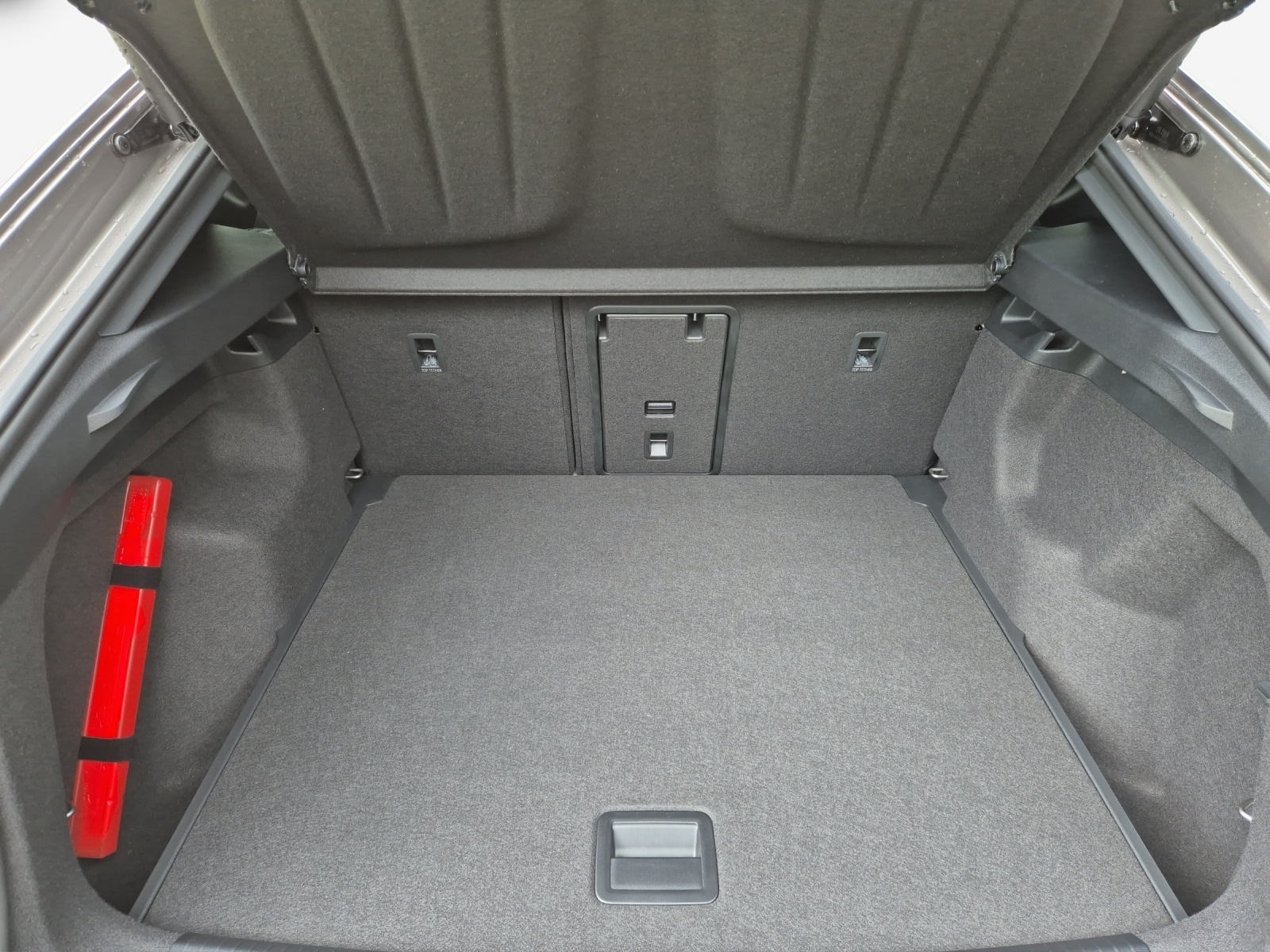 CUPRA Tavascan Type 9 77 kWh Adrenaline Prime Edition-image-12