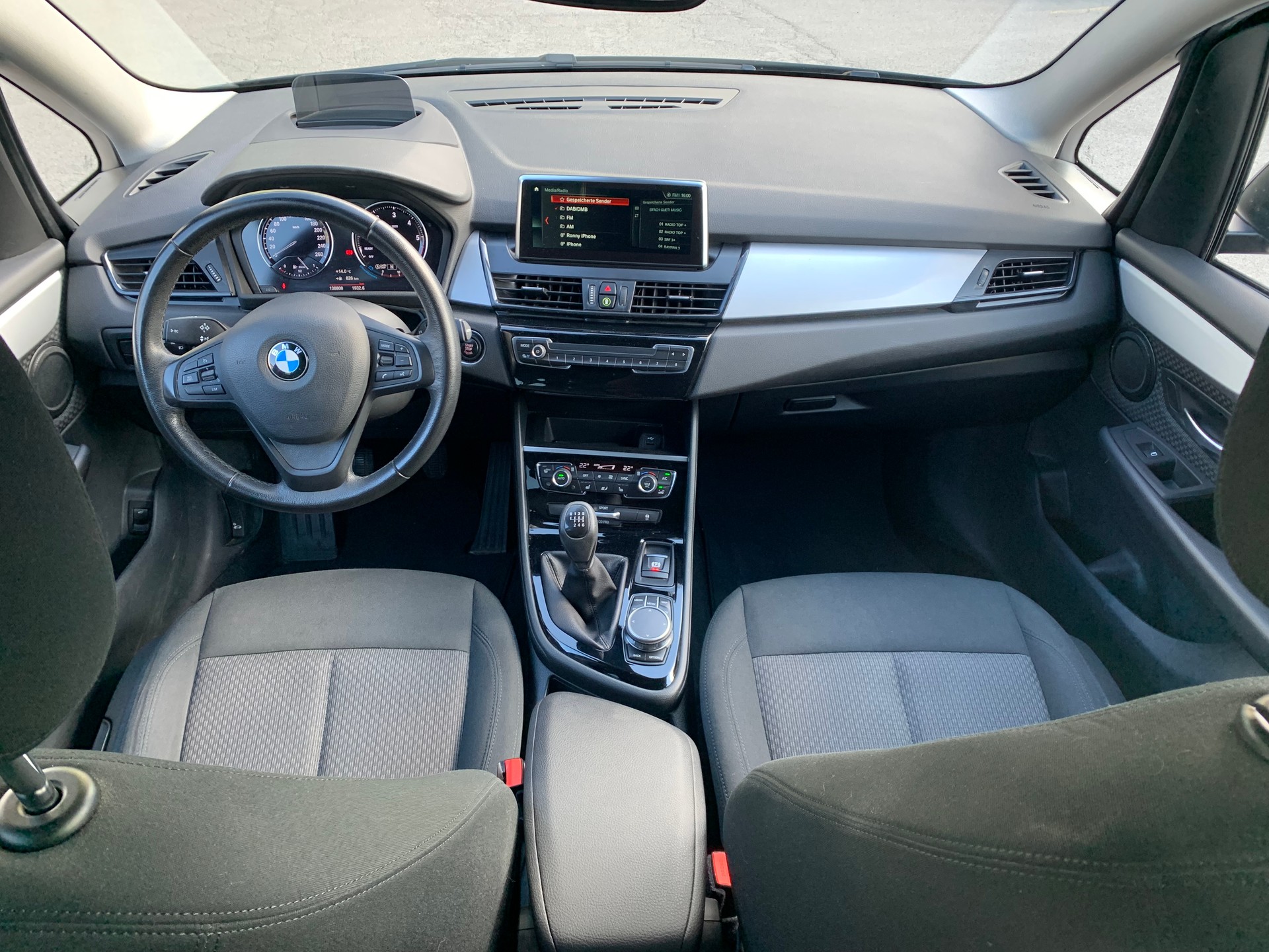 BMW 216d Gran Tourer-image-10