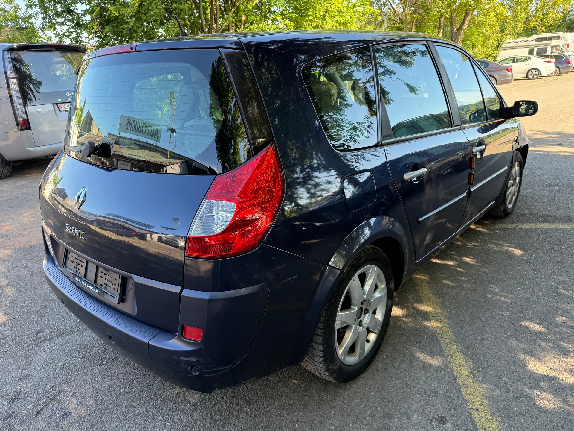 RENAULT Grand Scénic 2.0 dCi Dynamique Automatic-image-5