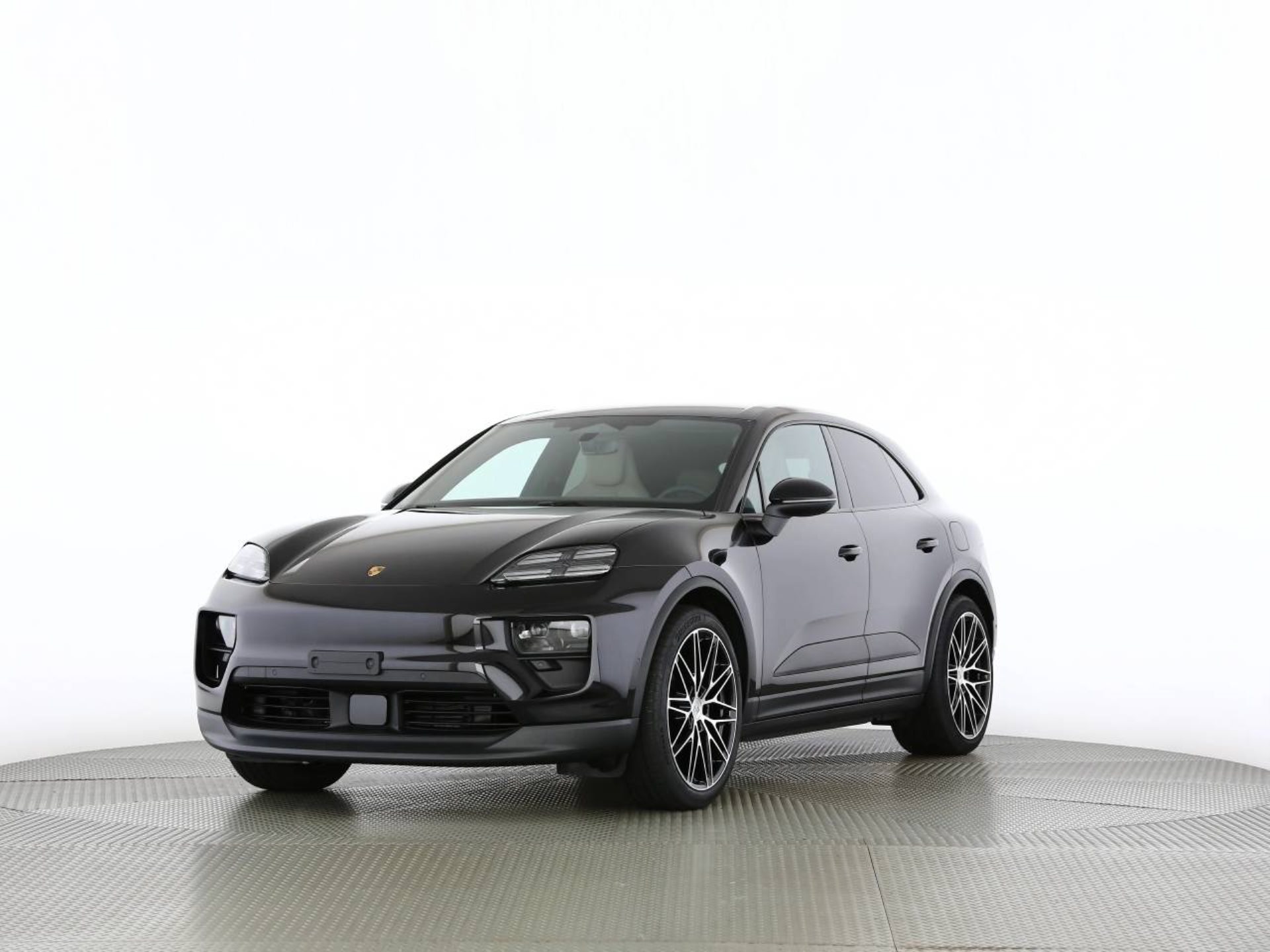 PORSCHE Macan 4-image-14