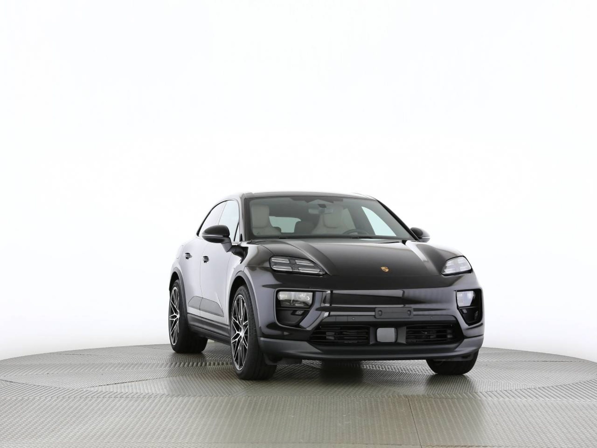 PORSCHE Macan 4-image-17