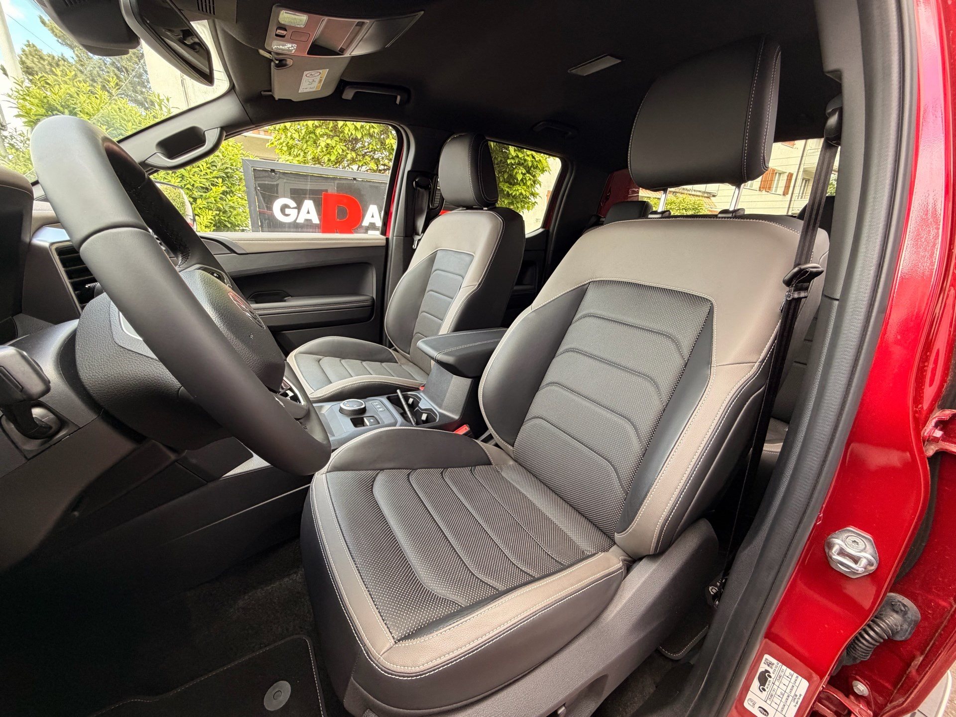 VW Amarok 3.0 TDI 241 PS AVENTURA 4 MOTION *** STANDHEIZUNG ***-image-7