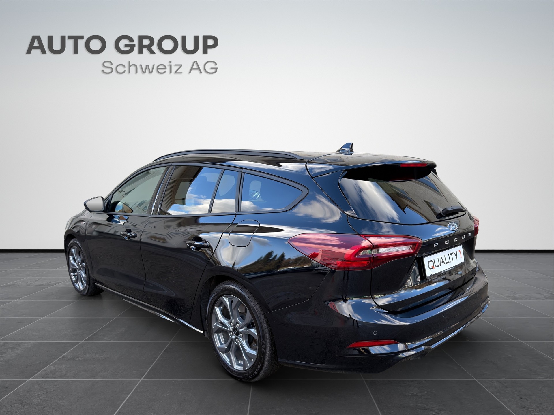 FORD Focus 1.0 MHEV ST-Line Automat-showroom-element-3