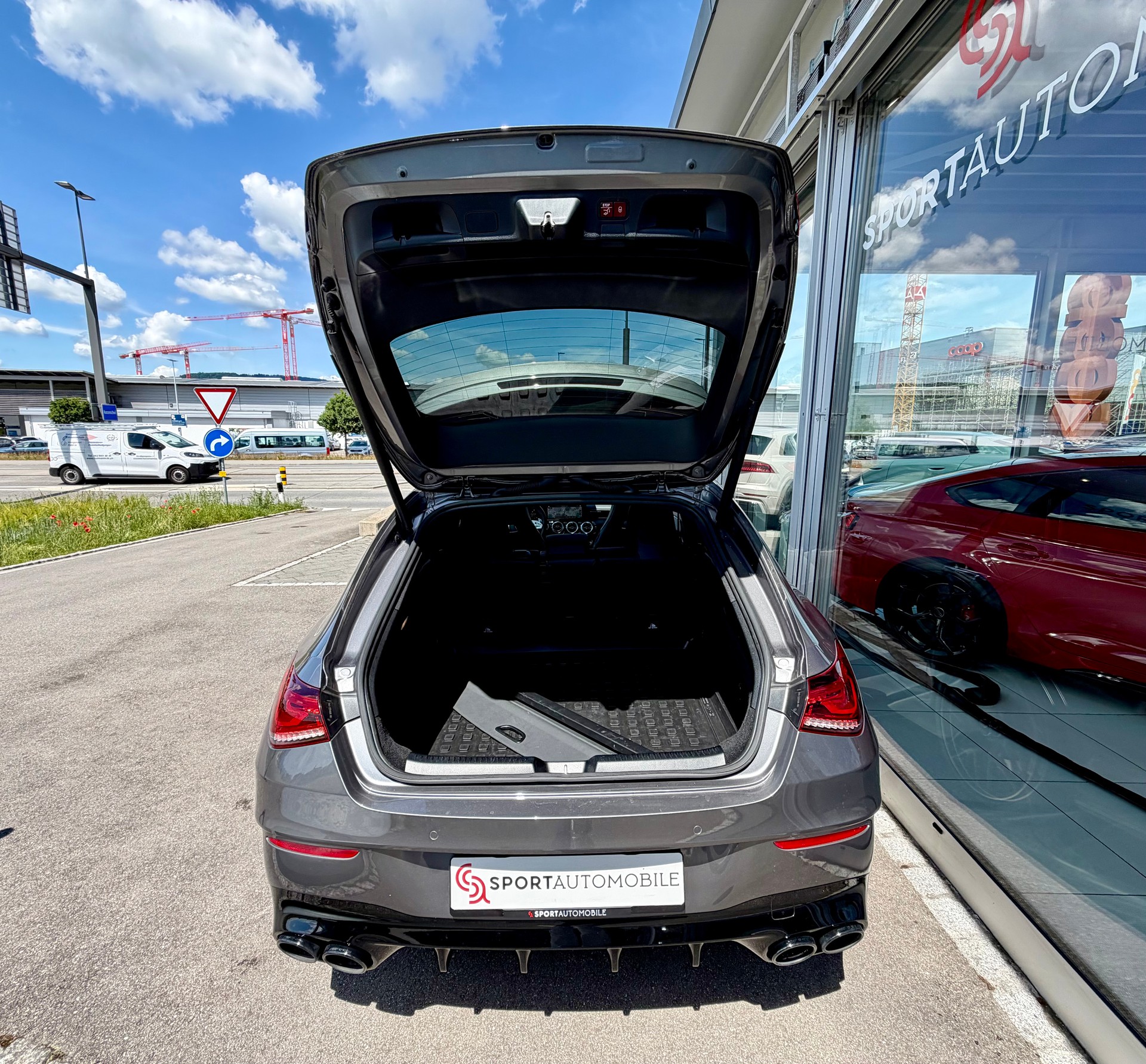 MERCEDES-BENZ CLA Shooting Brake 45 S AMG 4Matic+ 8G-DCT-image-9