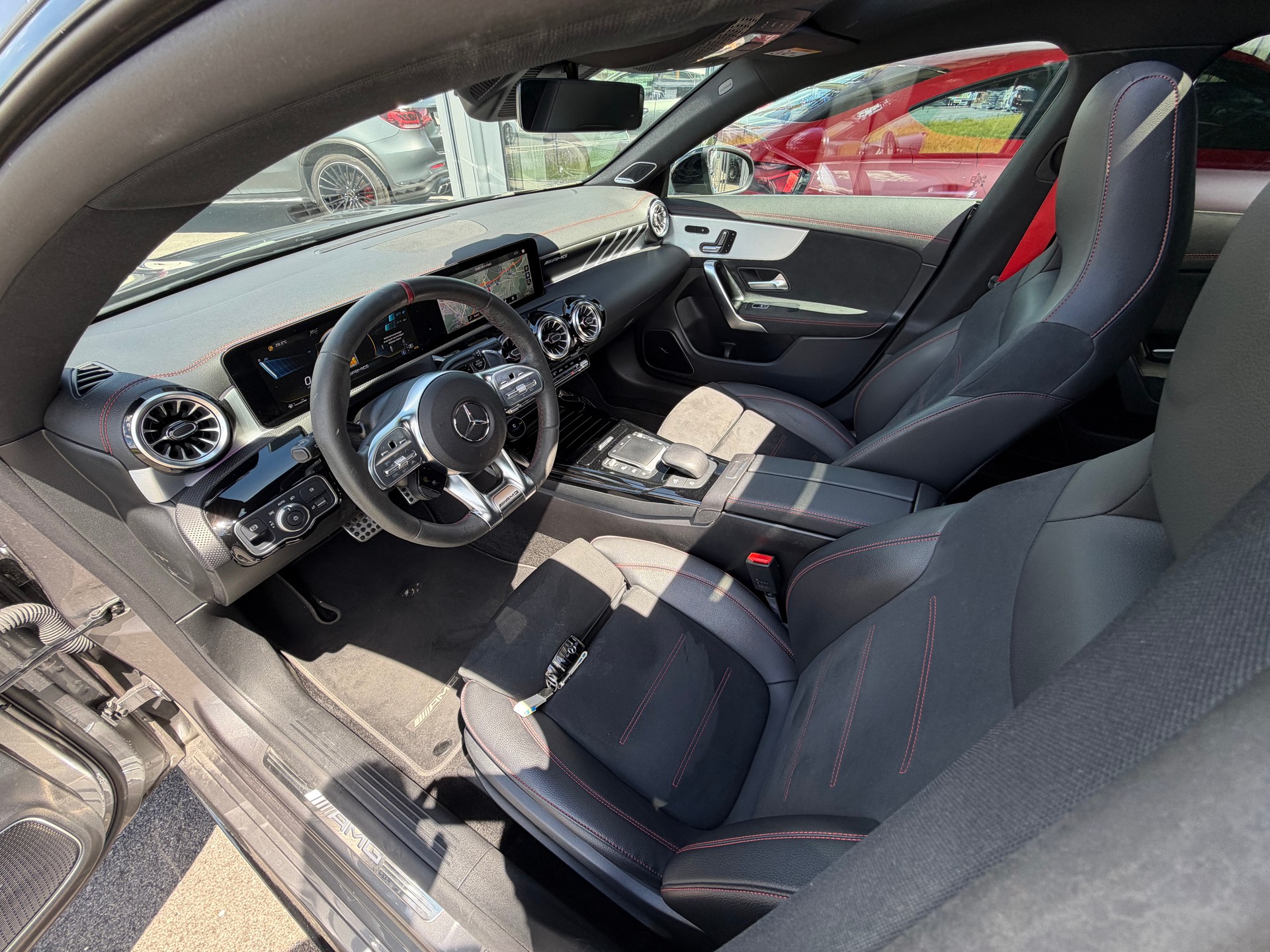 MERCEDES-BENZ CLA Shooting Brake 45 S AMG 4Matic+ 8G-DCT-image-11