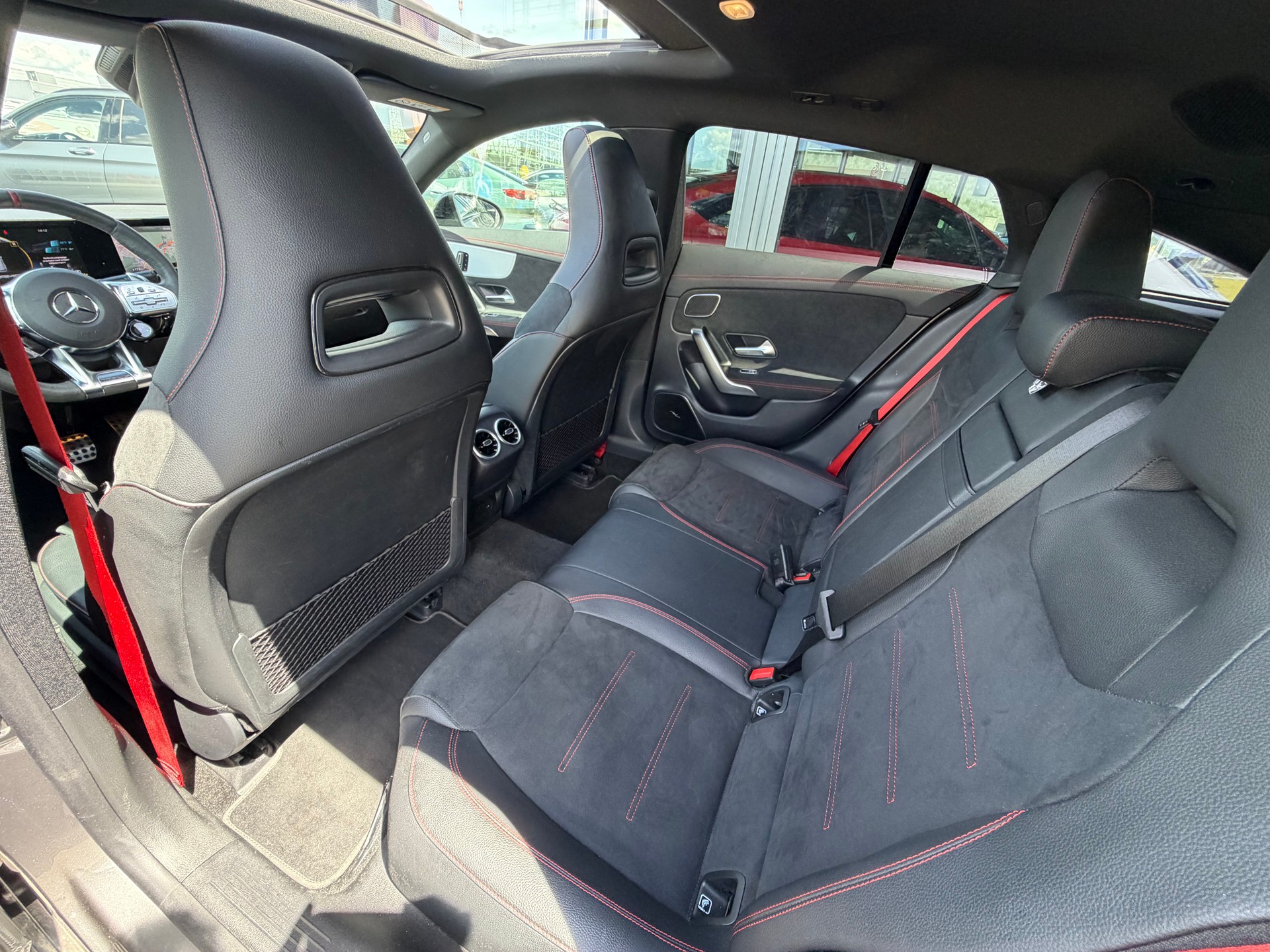 MERCEDES-BENZ CLA Shooting Brake 45 S AMG 4Matic+ 8G-DCT-image-10