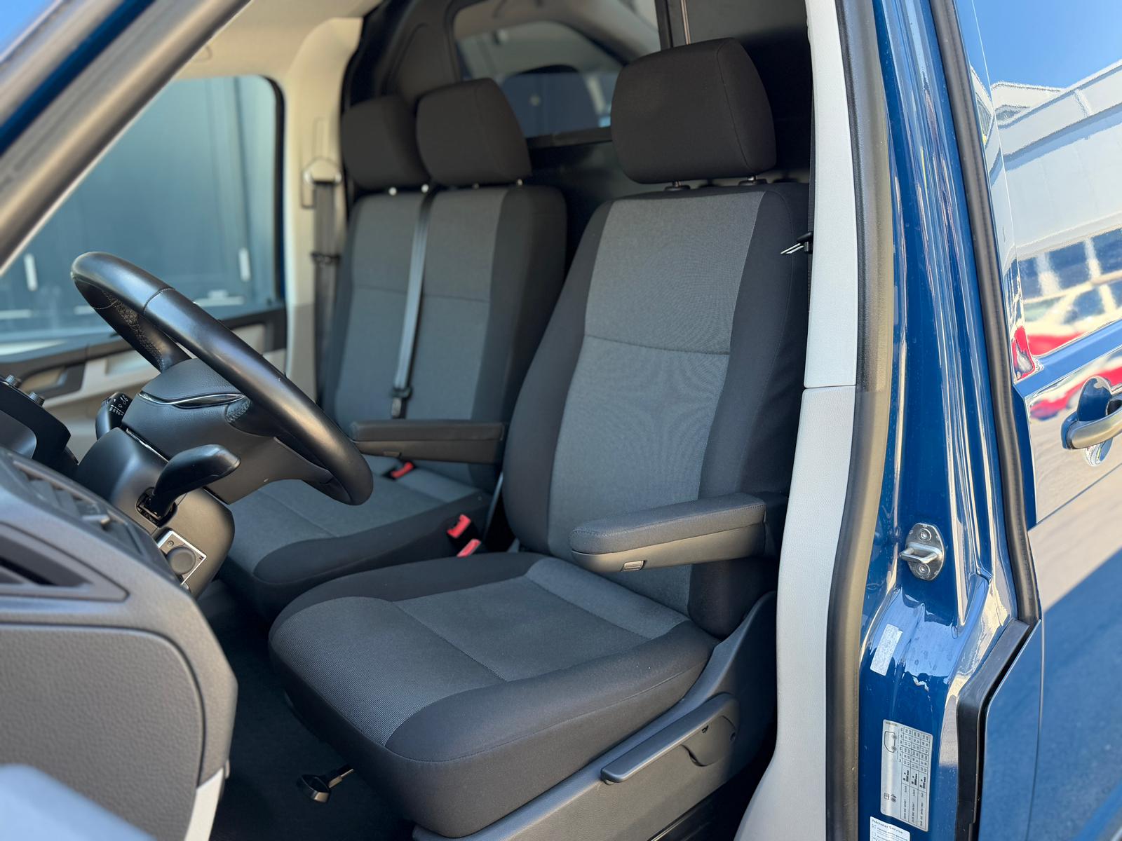 VW T6 2.0 TDI **WEBASTO Standheizung**-image-11