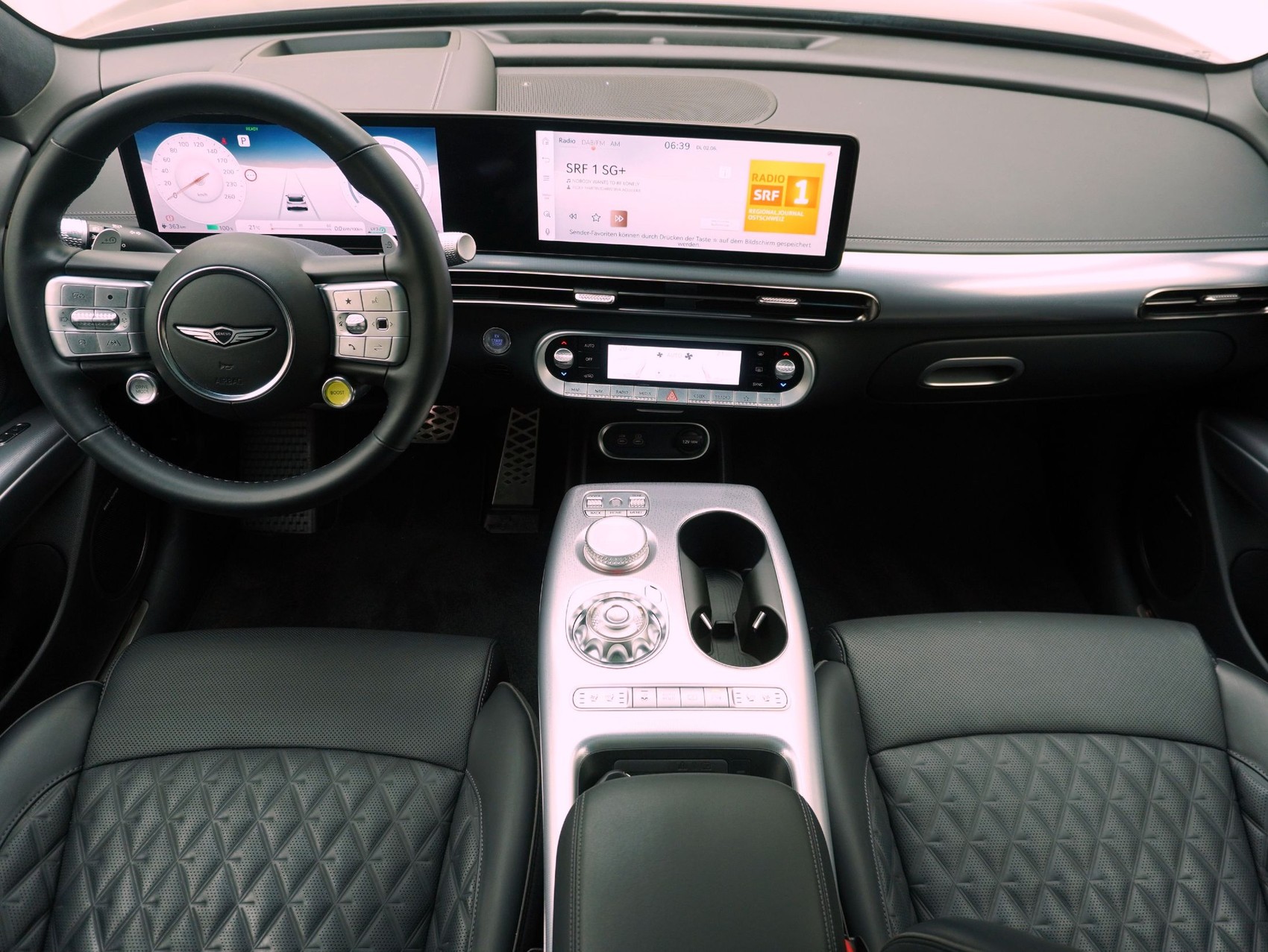 GENESIS GV60 Dual Motor Sport Plus AWD-image-14