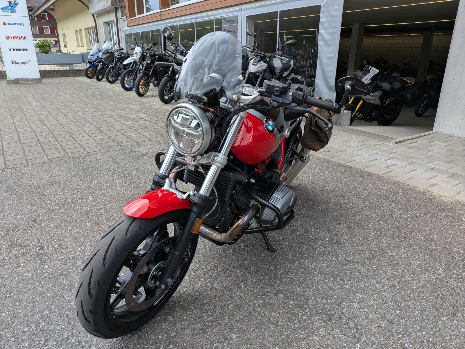 BMW R nineT Pure A2-image-2