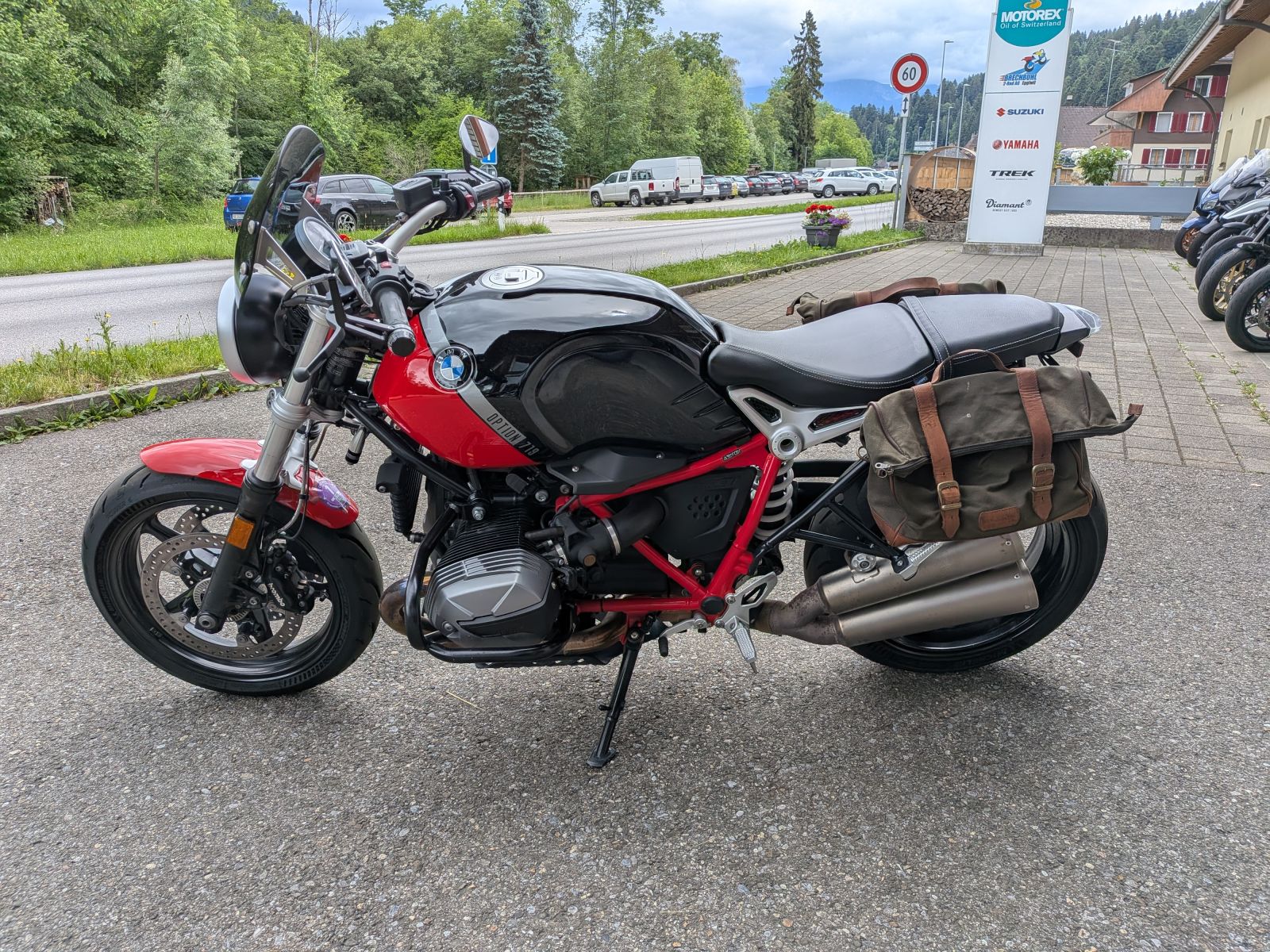 BMW R nineT Pure A2-image-3