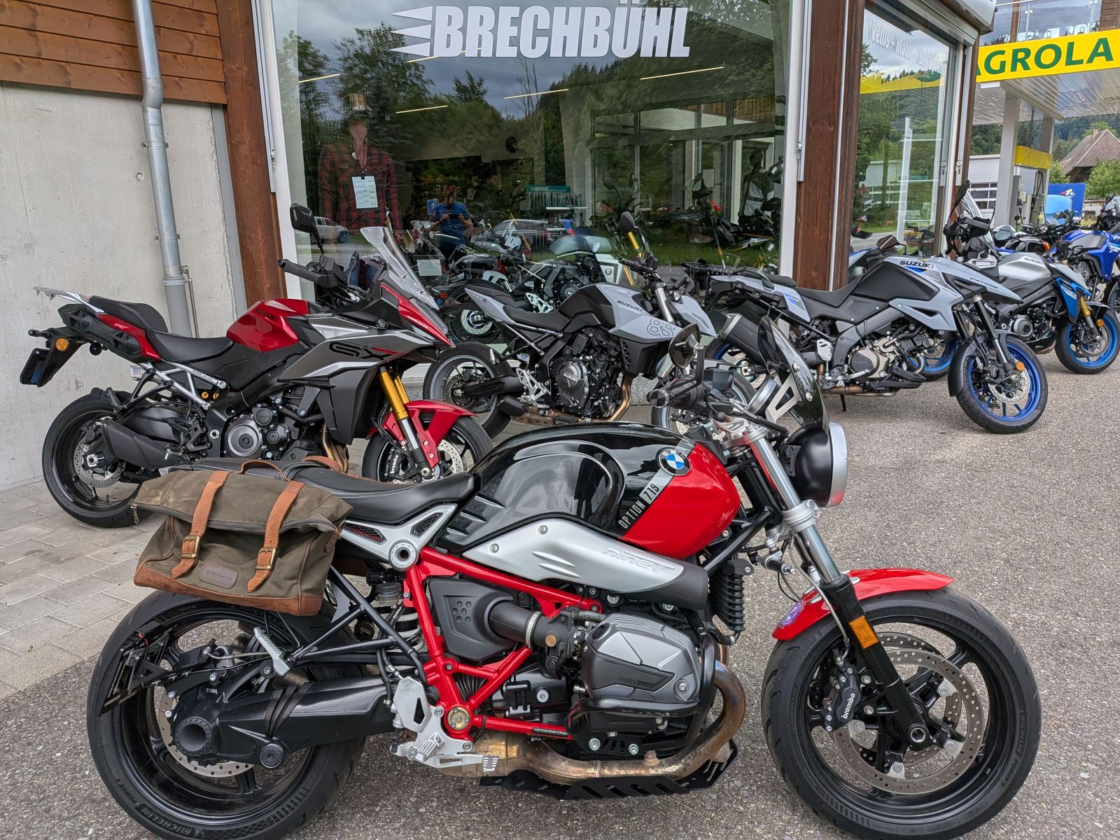 BMW R nineT Pure A2-image-0